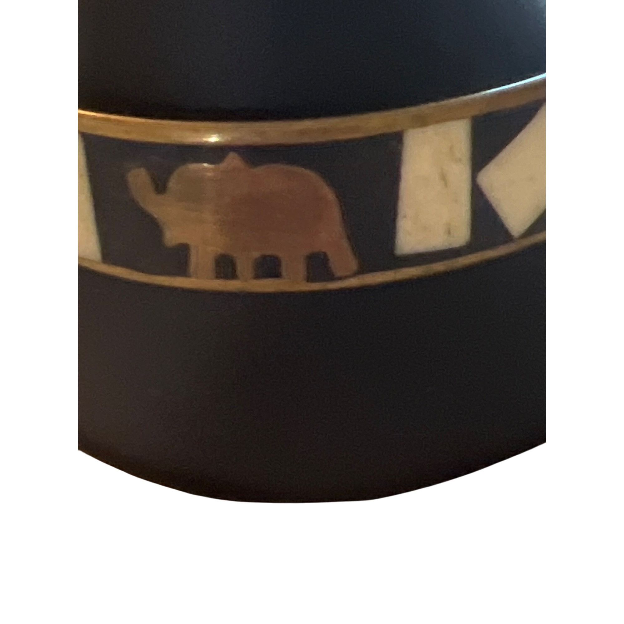 Other Vintage Brass Bangle Bracelet Mother of Pearl Inlay Elephant Size ONE SIZE - 2 Thumbnail