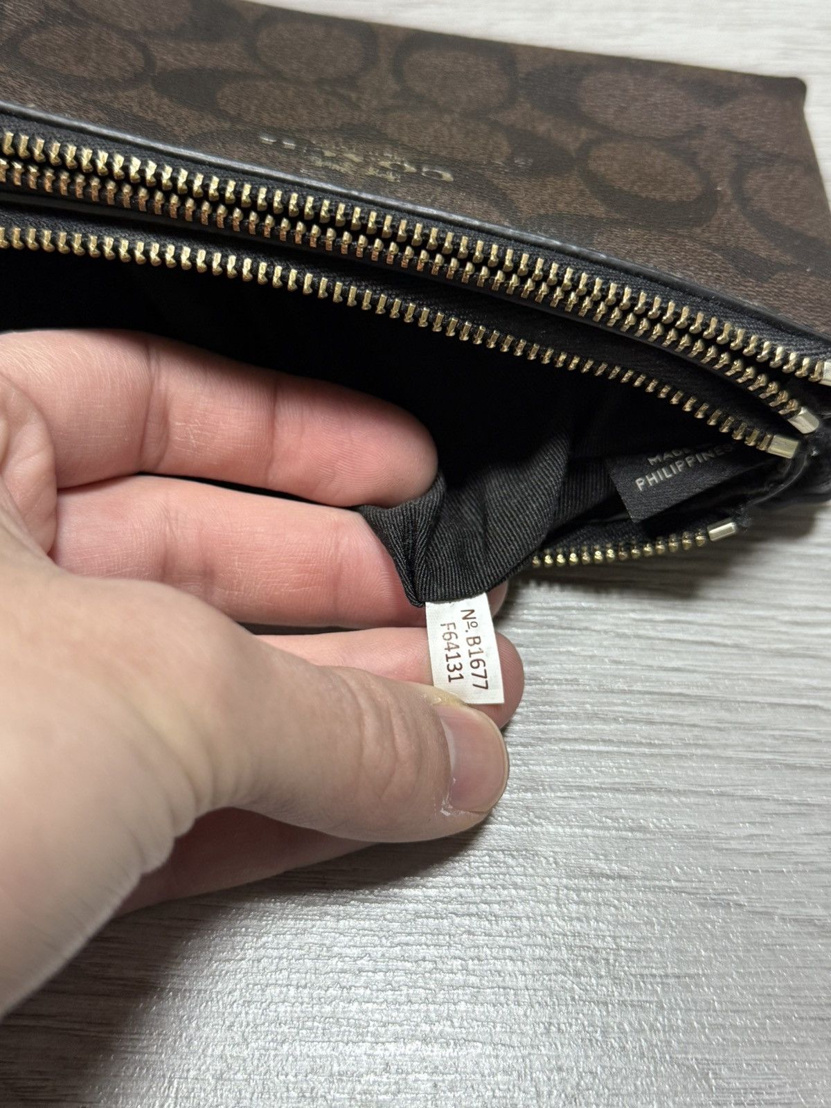 Coach Coach monogram C all over zip wallet leather Size ONE SIZE - 10 Thumbnail