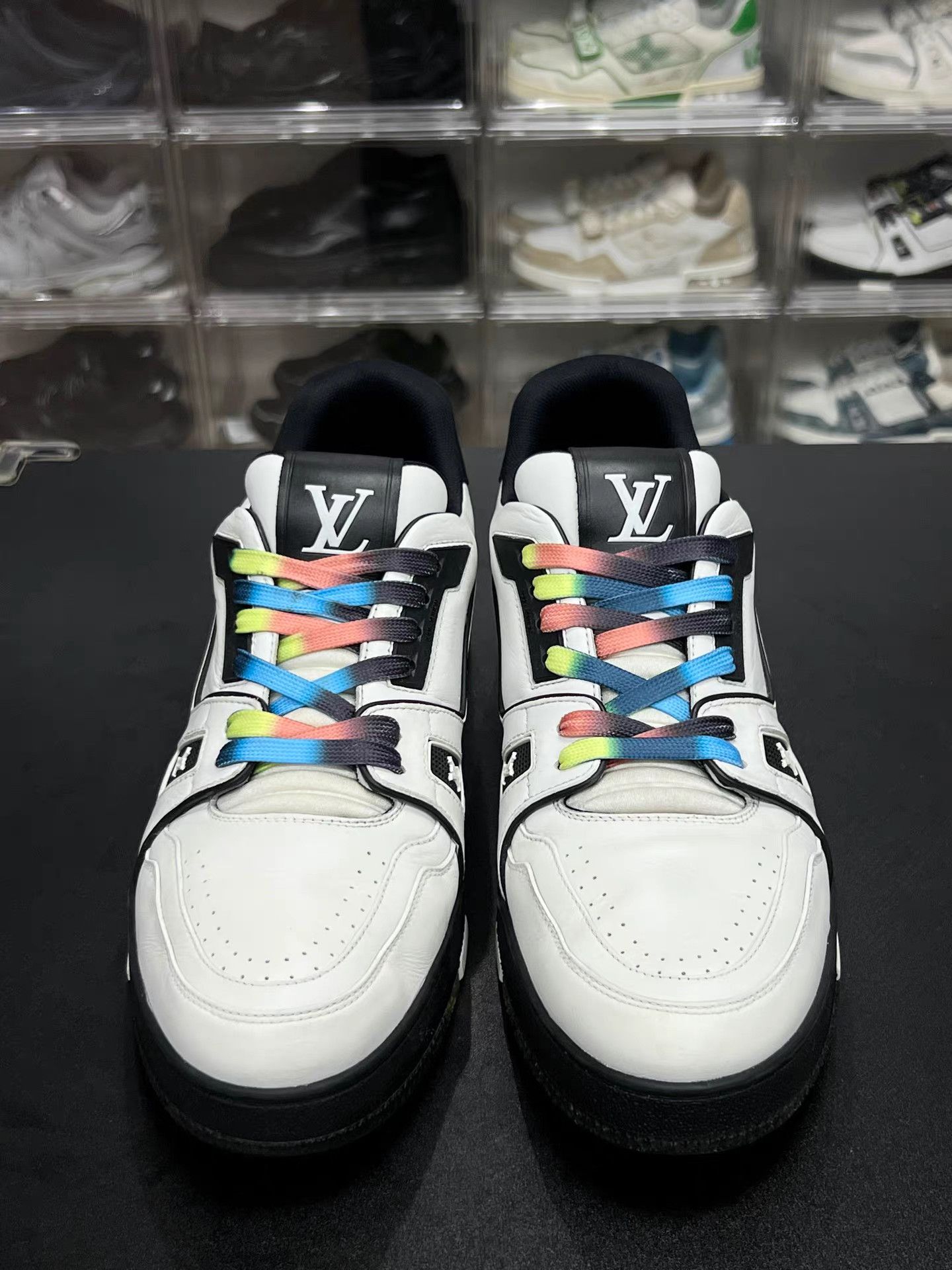 Louis Vuitton Louis Vuitton Trainer Sneakers K15 Size US 9 / EU 42 - 2 Thumbnail