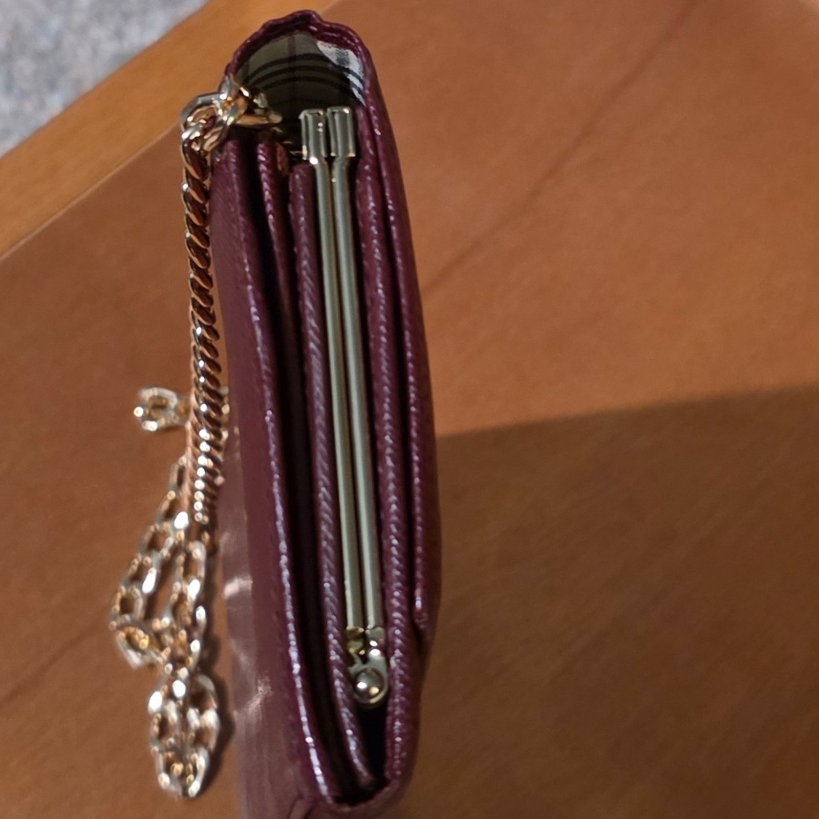 Burberry Burberry Bifold Kisslock Burgundy Wallet w/ Removable Chain Size ONE SIZE - 4 Thumbnail