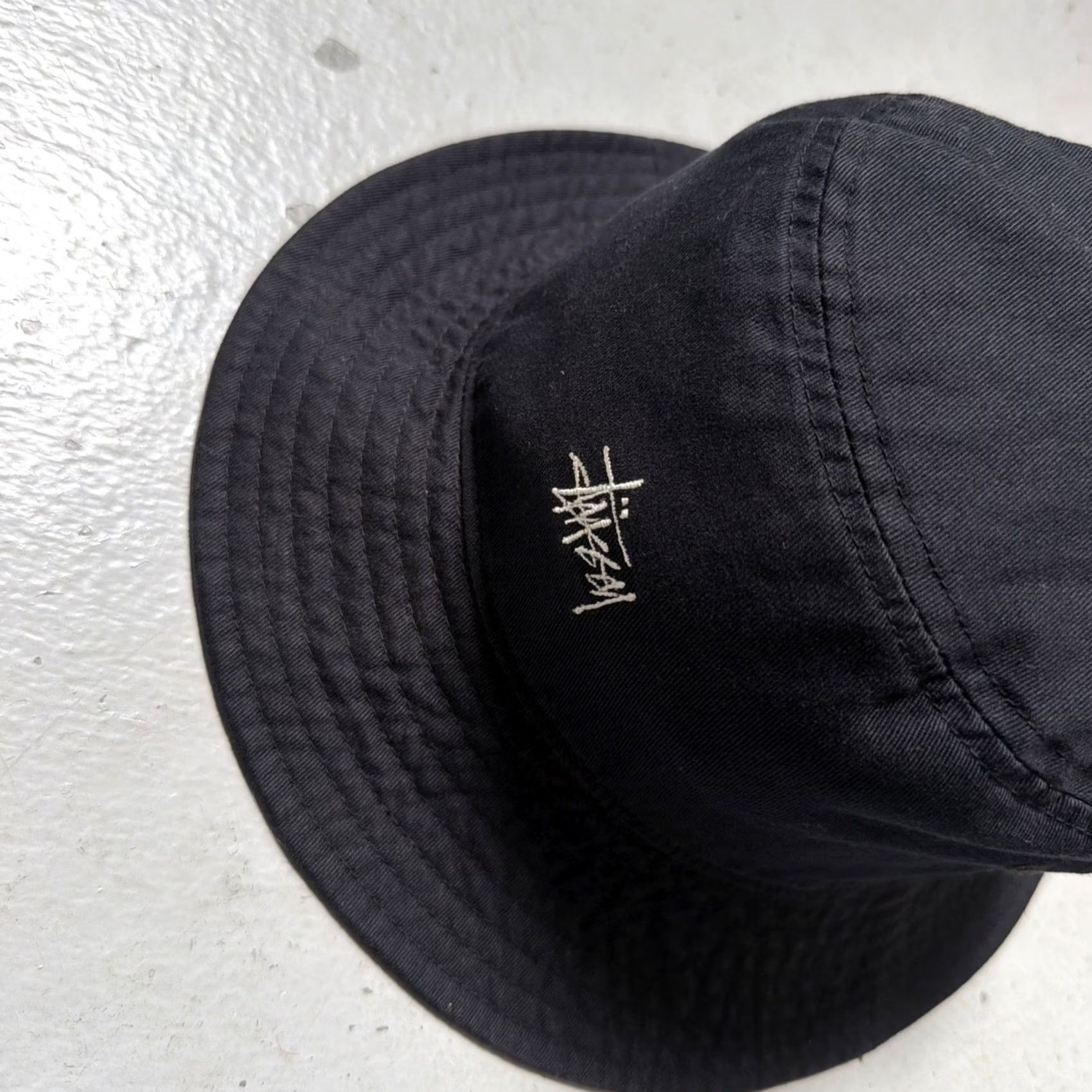 Vintage VINTAGE Stussy Capz Script Bucket Hat Made In Japan Skate Streetwear Y2K L/XL Dark Navy Mens Women Unisex Adults 90s Hip Hop City Streetwear Japanese Size ONE SIZE - 5 Thumbnail