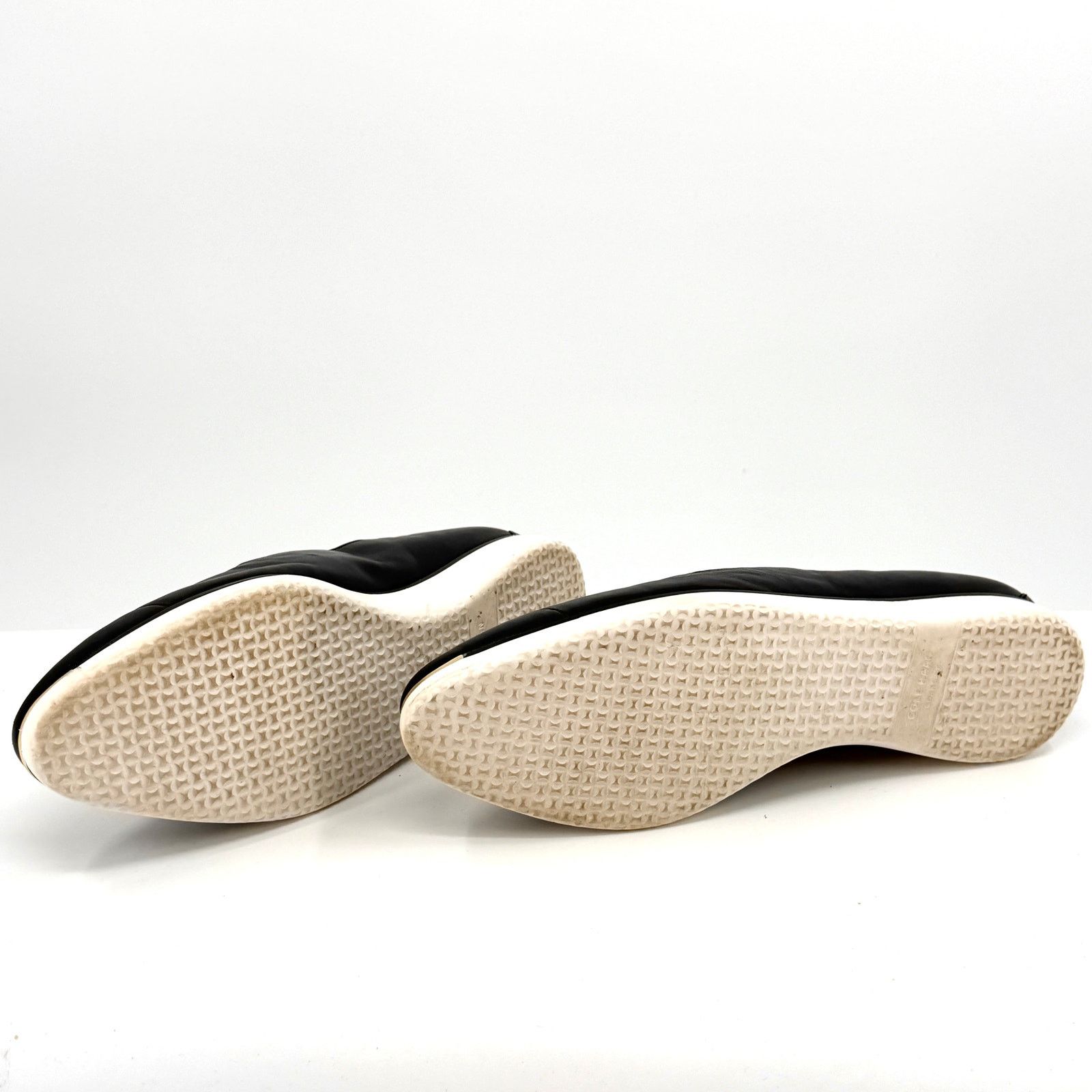 Cole Haan Grandseries Black Genuine Leather Cap Toe Slip-on Sneakers Size US 9.5 / IT 39.5 - 7 Thumbnail