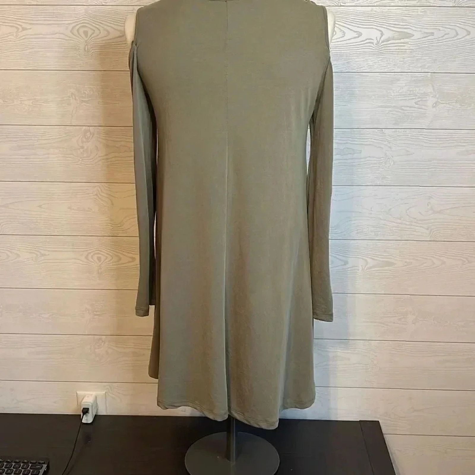 Other ALYA moss cold shoulder swing dress Size Medium Size M / US 6-8 / IT 42-44 - 4 Thumbnail