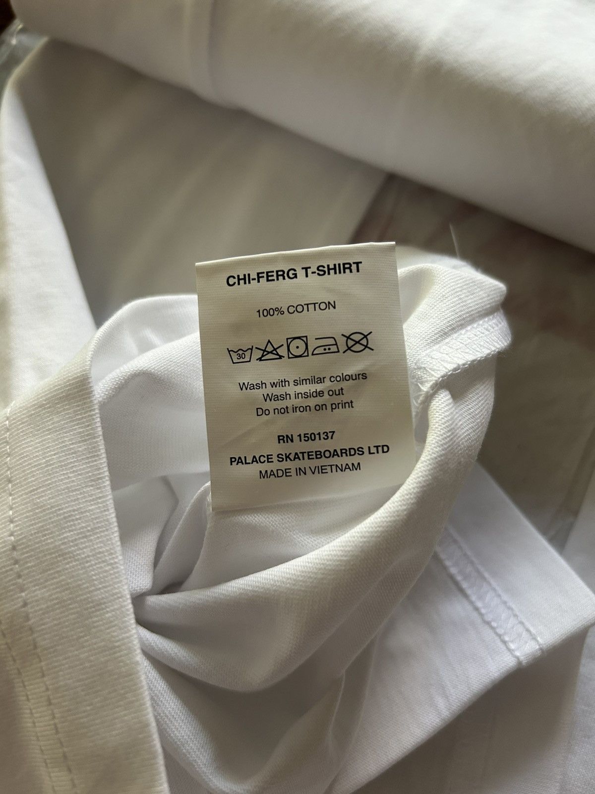 Palace Palace Chi-Ferg Shanghai Exclusive Tri Ferg White XL FW19 Size US XL / EU 56 / 4 - 11 Thumbnail