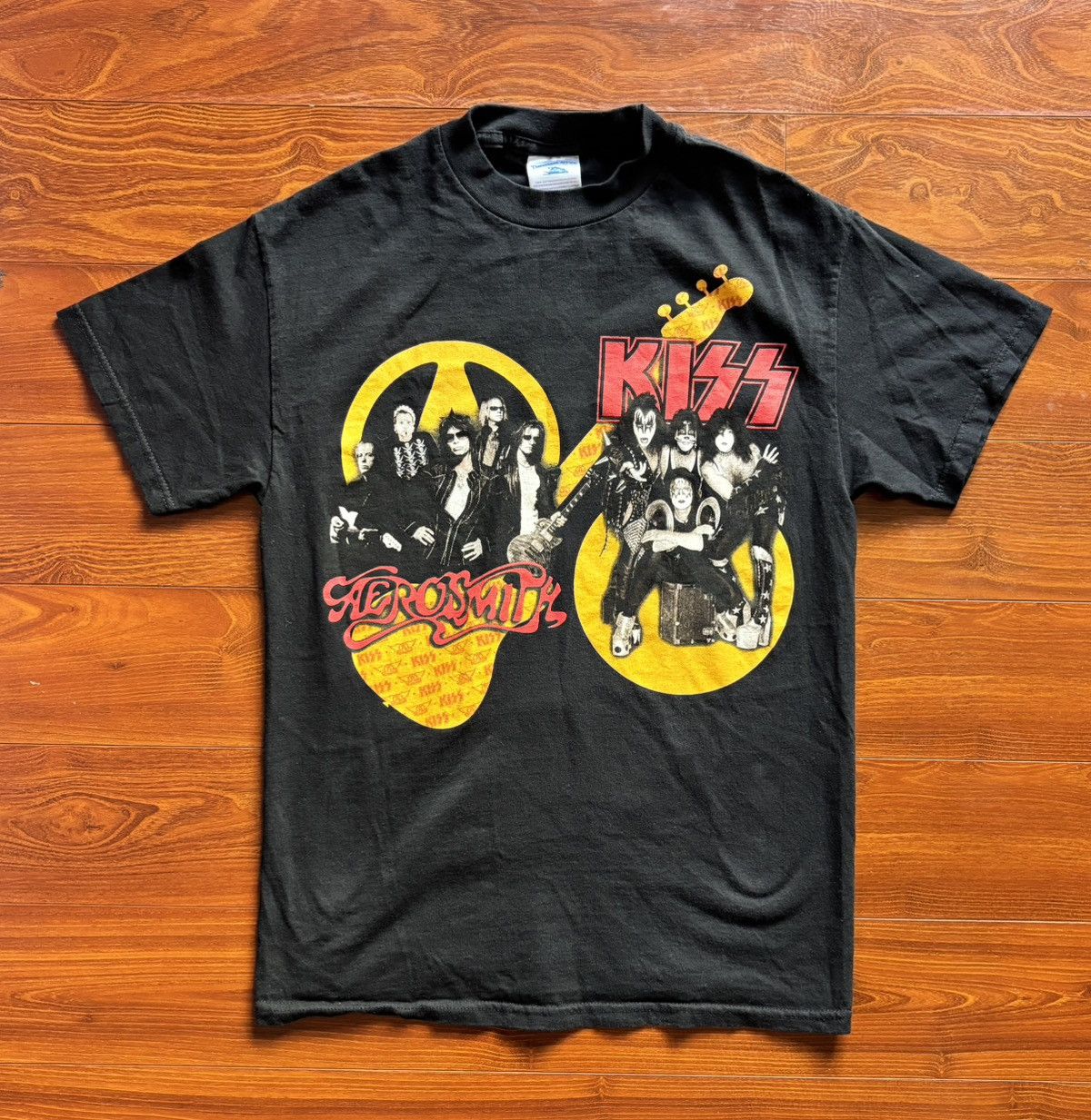 Other M - Vintage 2003 Aerosmith/KISS Tour Shirt Size US M / EU 48-50 / 2 - 1 Thumbnail