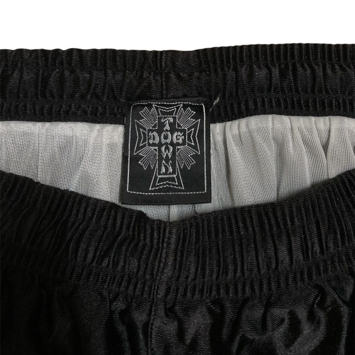 Dogtown DOGTOWN EMBROIDERED LOGO CROSS SHORT PANTS Size US 30 / EU 46 - 6 Thumbnail