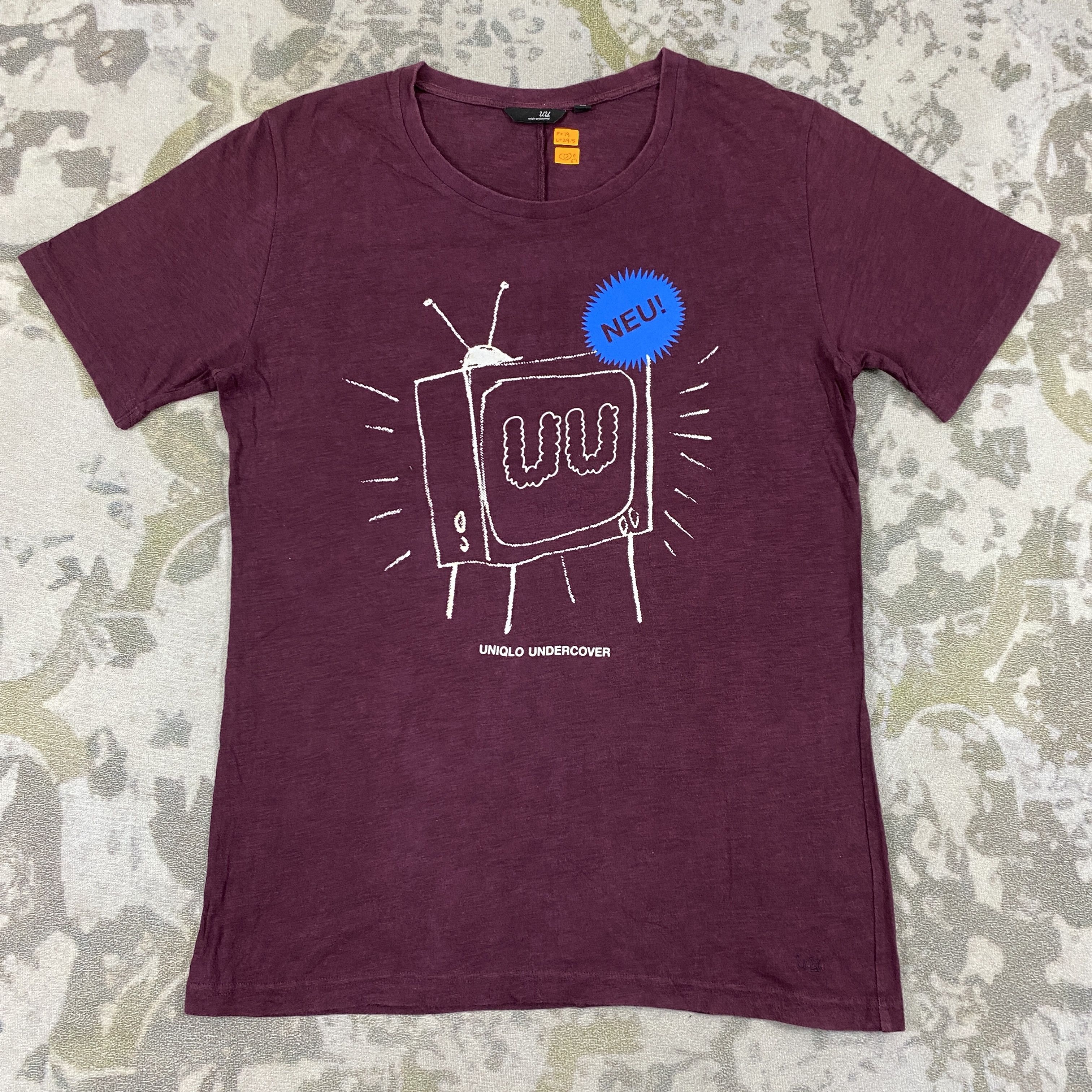 Undercover Undercover Uniqlo Large Tee -D067 Size US L / EU 52-54 / 3 - 1 Thumbnail