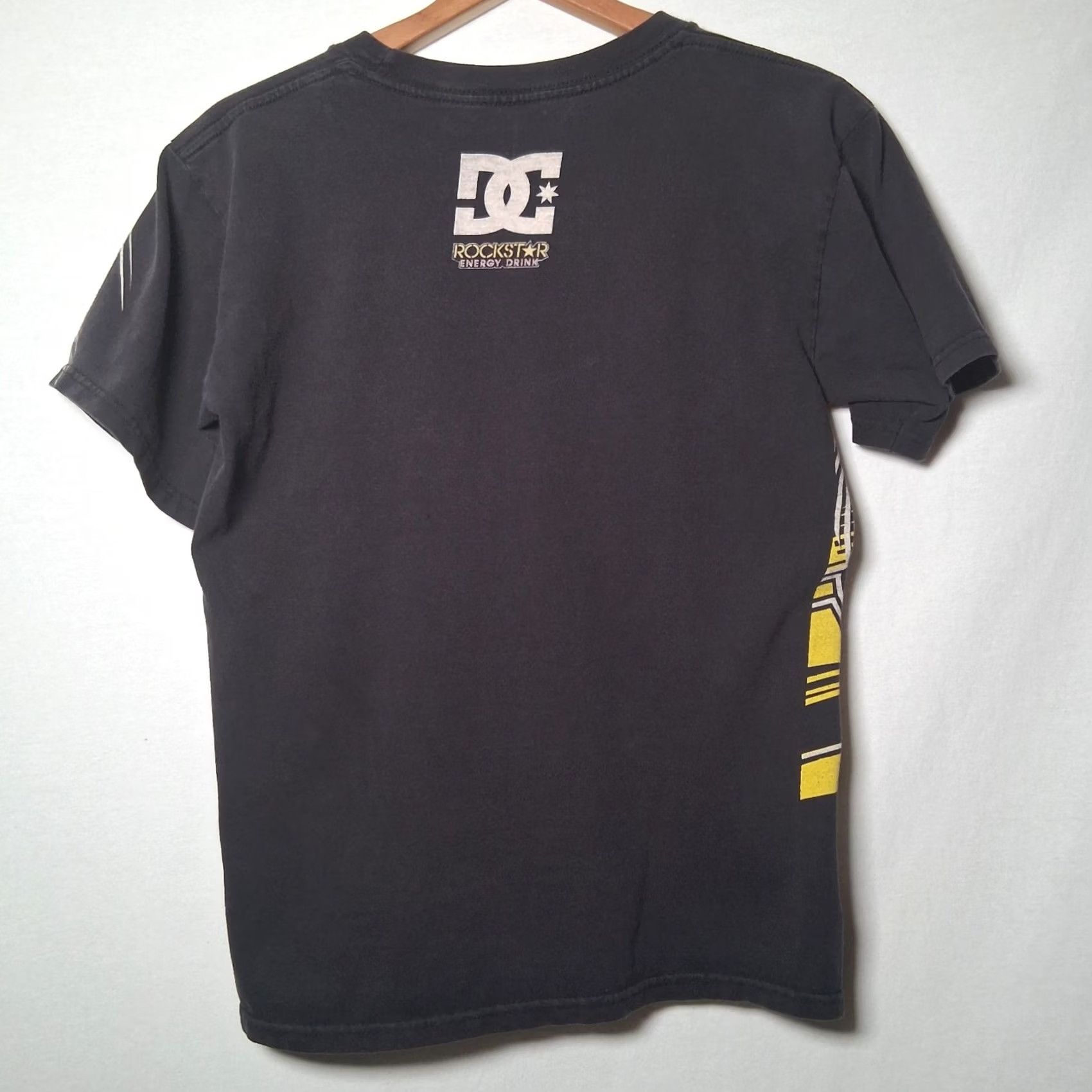 Vintage VINTAGE DC Shoes x Rockstar Energy Drink Shirt Small Black Graphic Distressed Skate Shirt Men S Black Graphic Distressed Skate Size US S / EU 44-46 / 1 - 5 Thumbnail