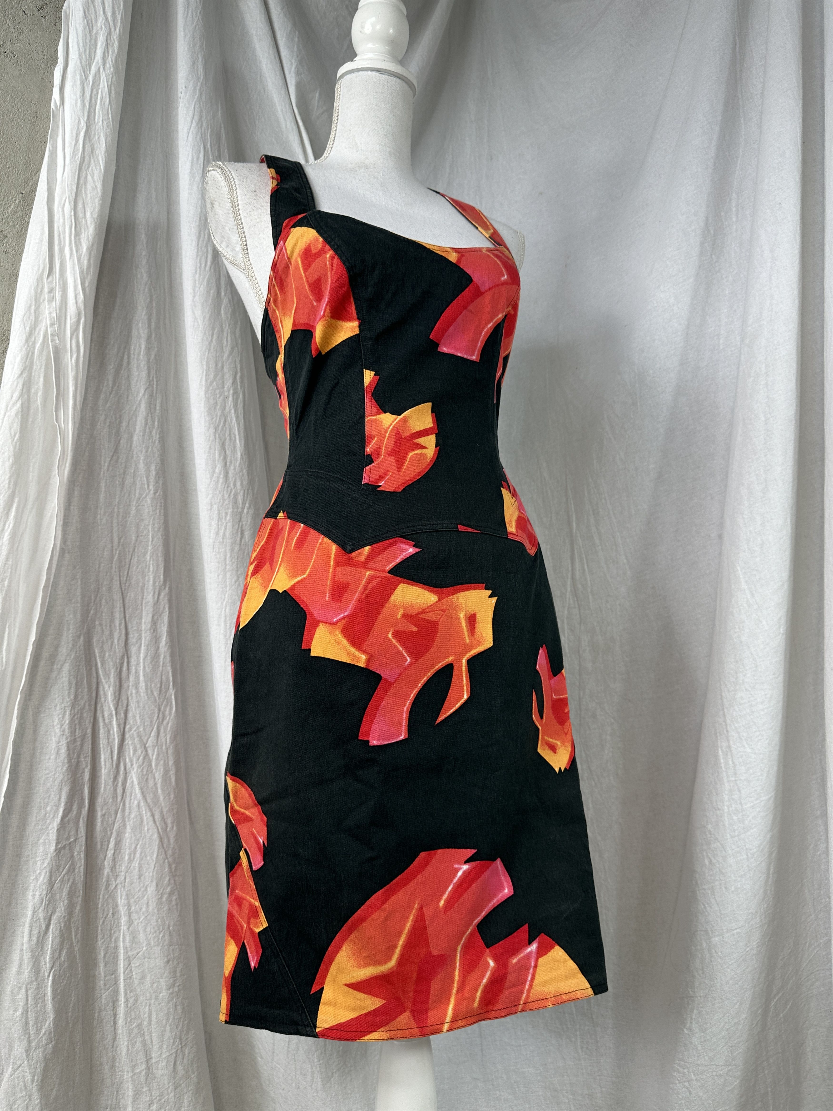 Mugler × Vintage Vintage Casual Streetwear Mugler Graffiti Dress 00s Size S / US 4 / IT 40 - 1 Thumbnail