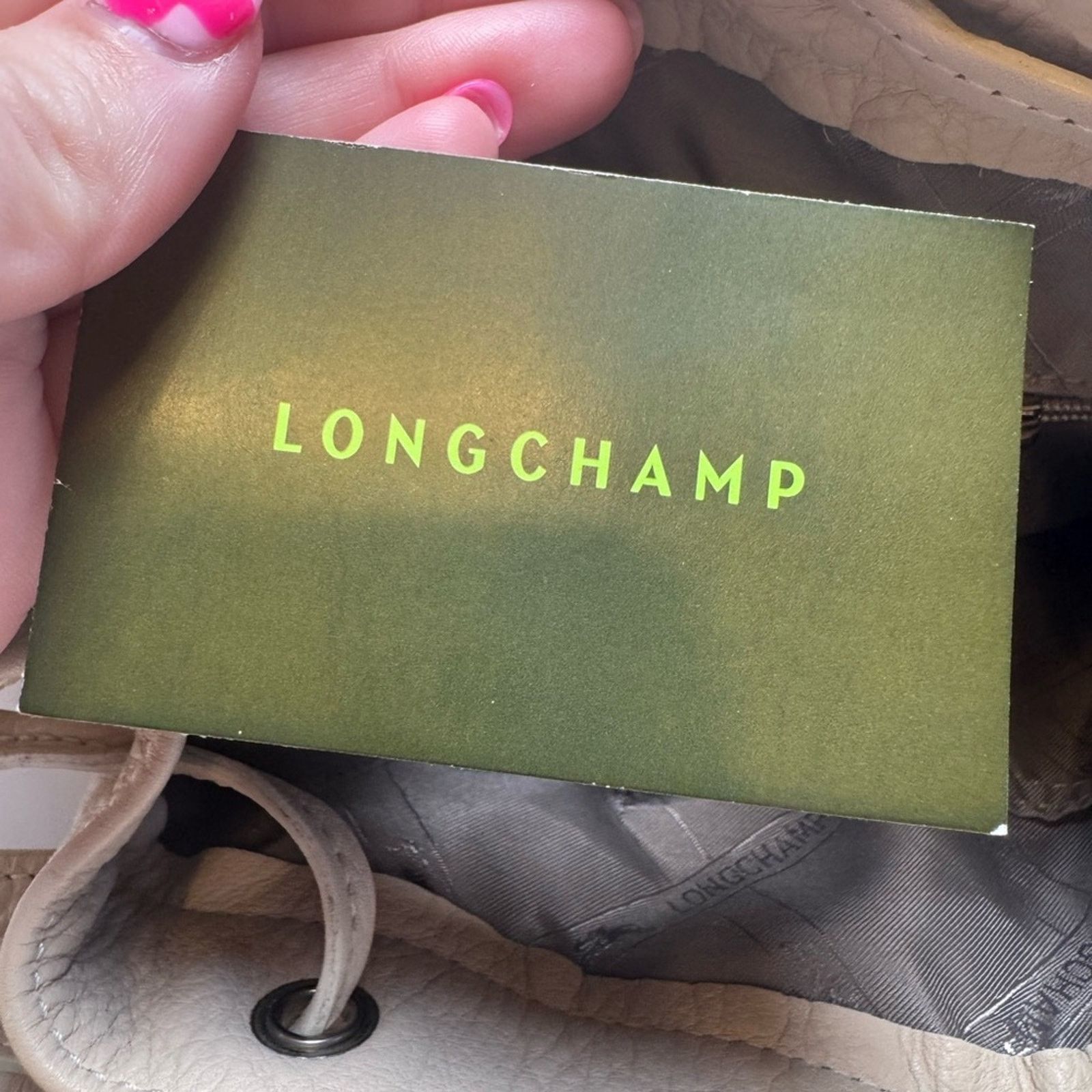 Longchamp Longchamp Drawstring Bucket Bag Crossbody Cream Leather Bag Size ONE SIZE - 3 Thumbnail