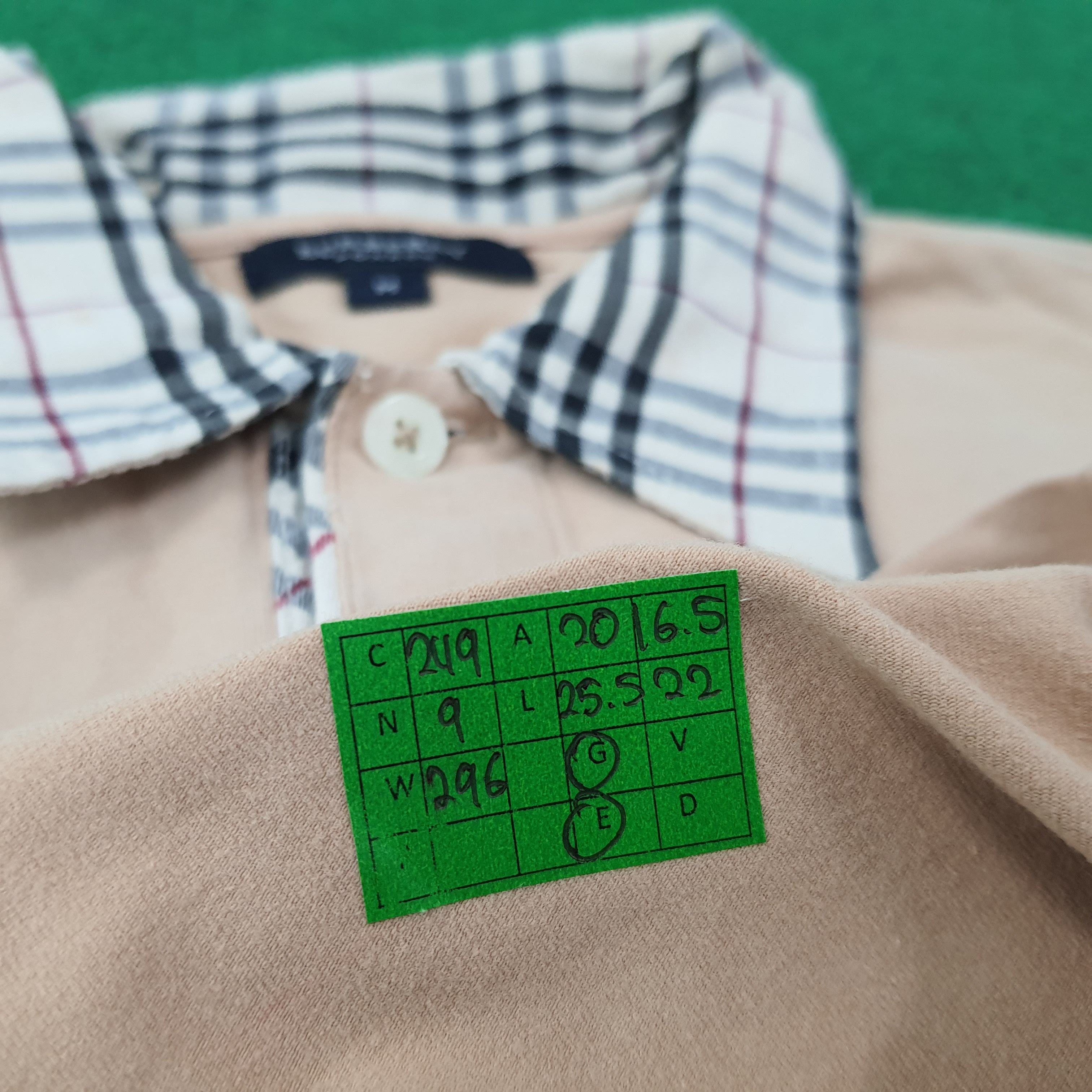 Burberry Vintage Burberry London Nova Check Polo Shirt C249N9 Size US M / EU 48-50 / 2 - 6 Thumbnail