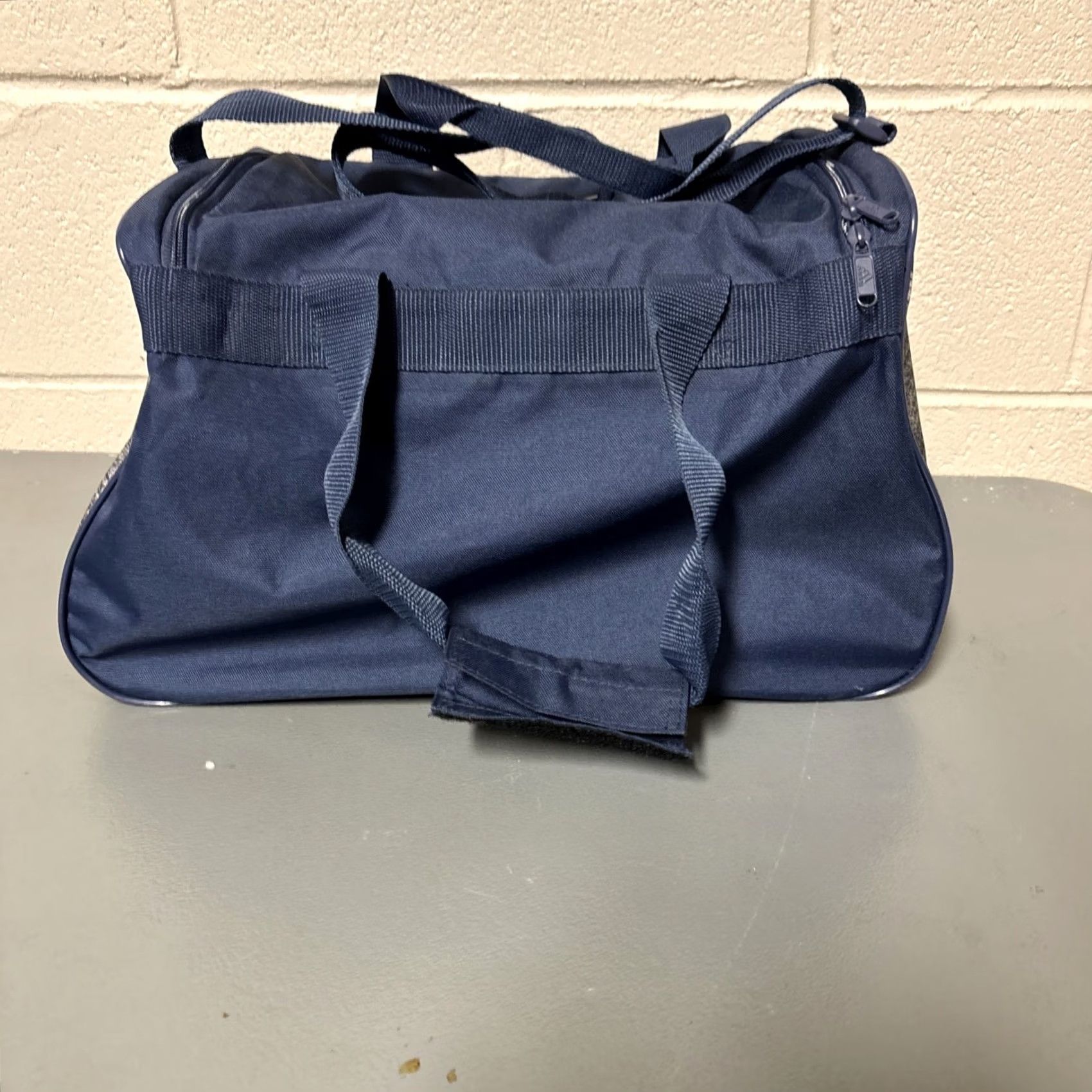 Adidas ADIDAS Weekend Duffel Gym Bag Blue Gray Red Womens Gym Bag Red Gray Polyester Weekend Duffel Adidas Size ONE SIZE - 3 Thumbnail
