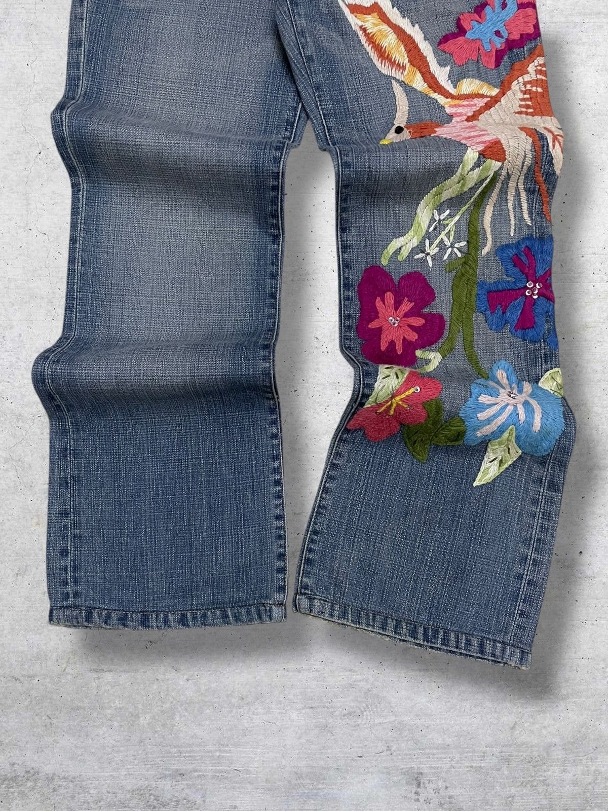 Tornado Mart VINTAGE SWITCH USA 90S OG DESIGNER EMRBOIDERED PHOENIX DENIM Size US 29 - 3 Thumbnail