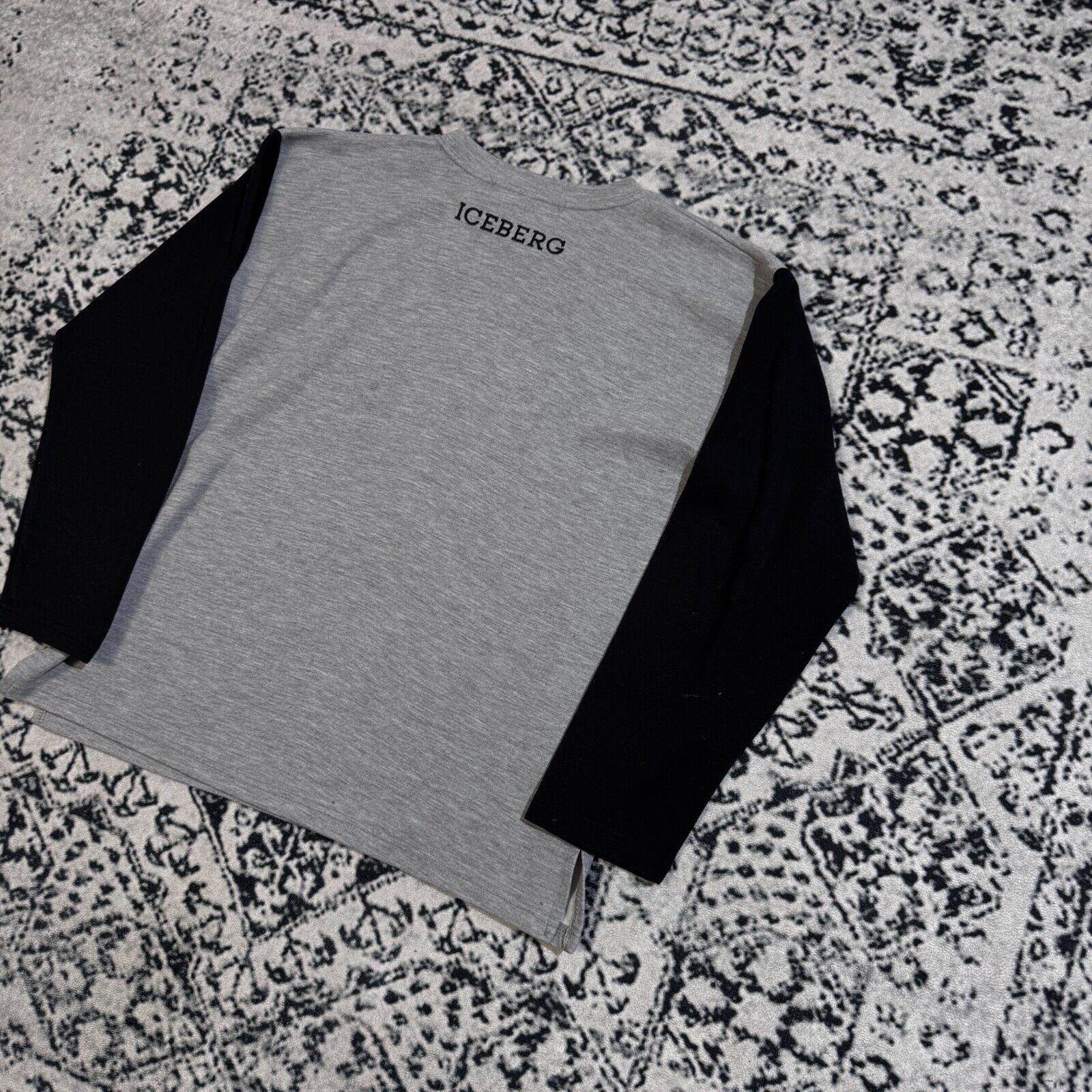 Iceberg × Vintage Iceberg Unisex Grey Cotton Sweatshirt Size S Mickey Mouse Size US S / EU 44-46 / 1 - 9 Thumbnail