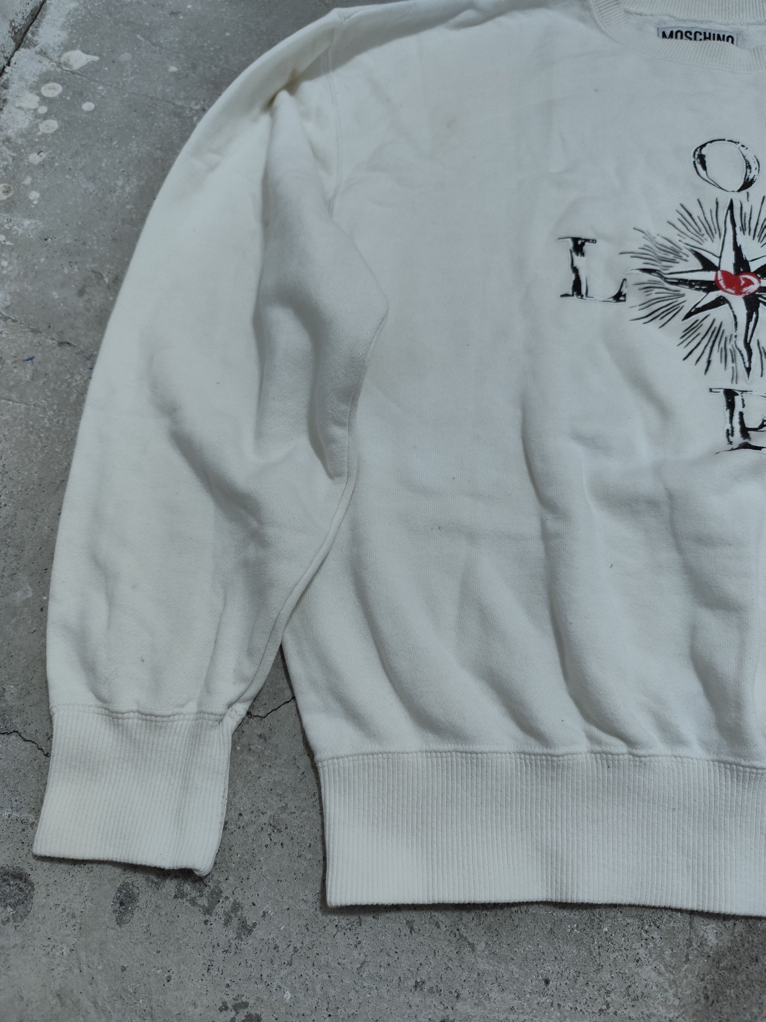 Moschino Vintage 90s y2k Moschino Jeans love sweatshirt Size US L / EU 52-54 / 3 - 7 Thumbnail