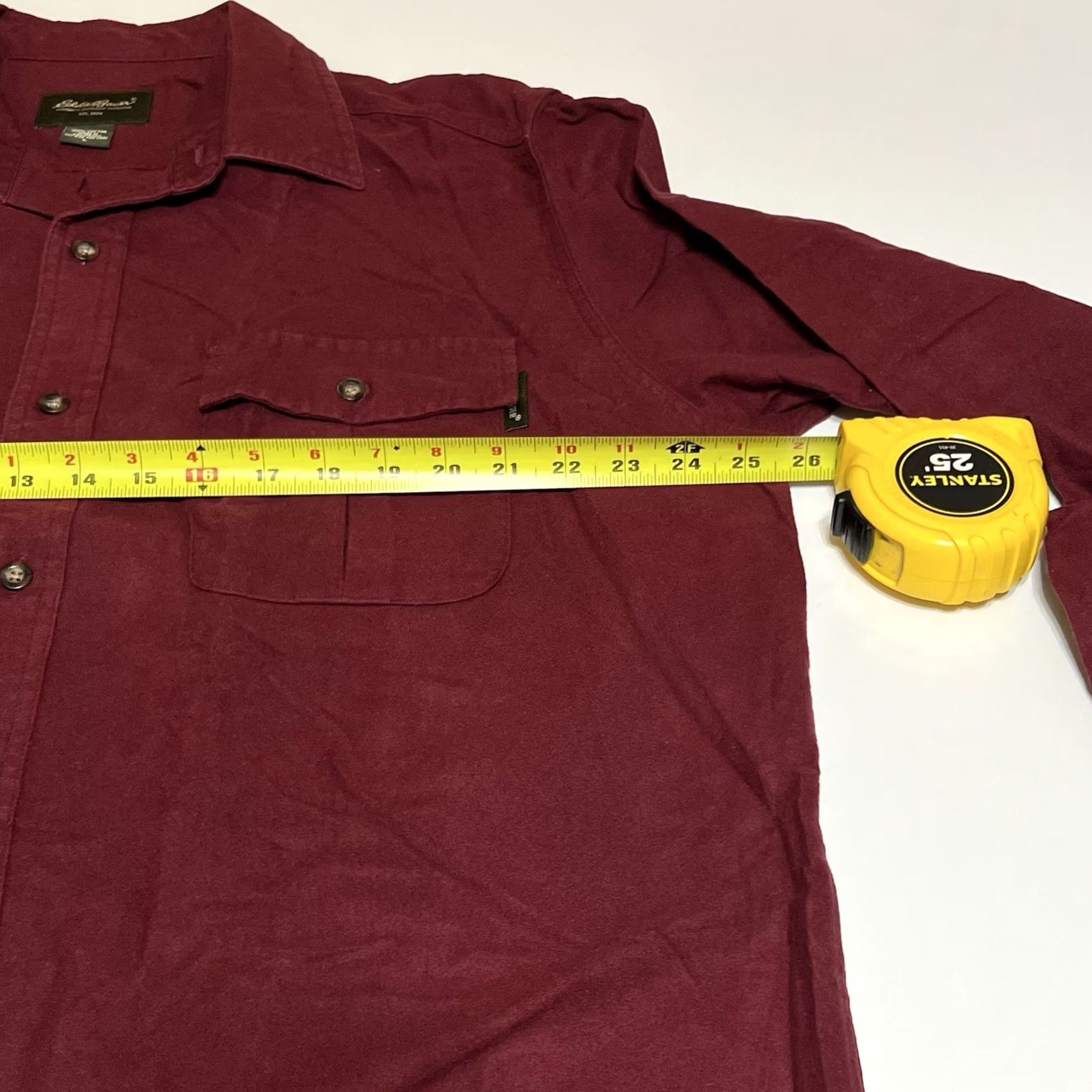 Eddie Bauer Eddie Bauer Shirt Mens L Red Long Sleeve Button-Up Collared Pocketed Chamois Button-Down Vintage? No (keep as product) Size US L / EU 52-54 / 3 - 6 Thumbnail