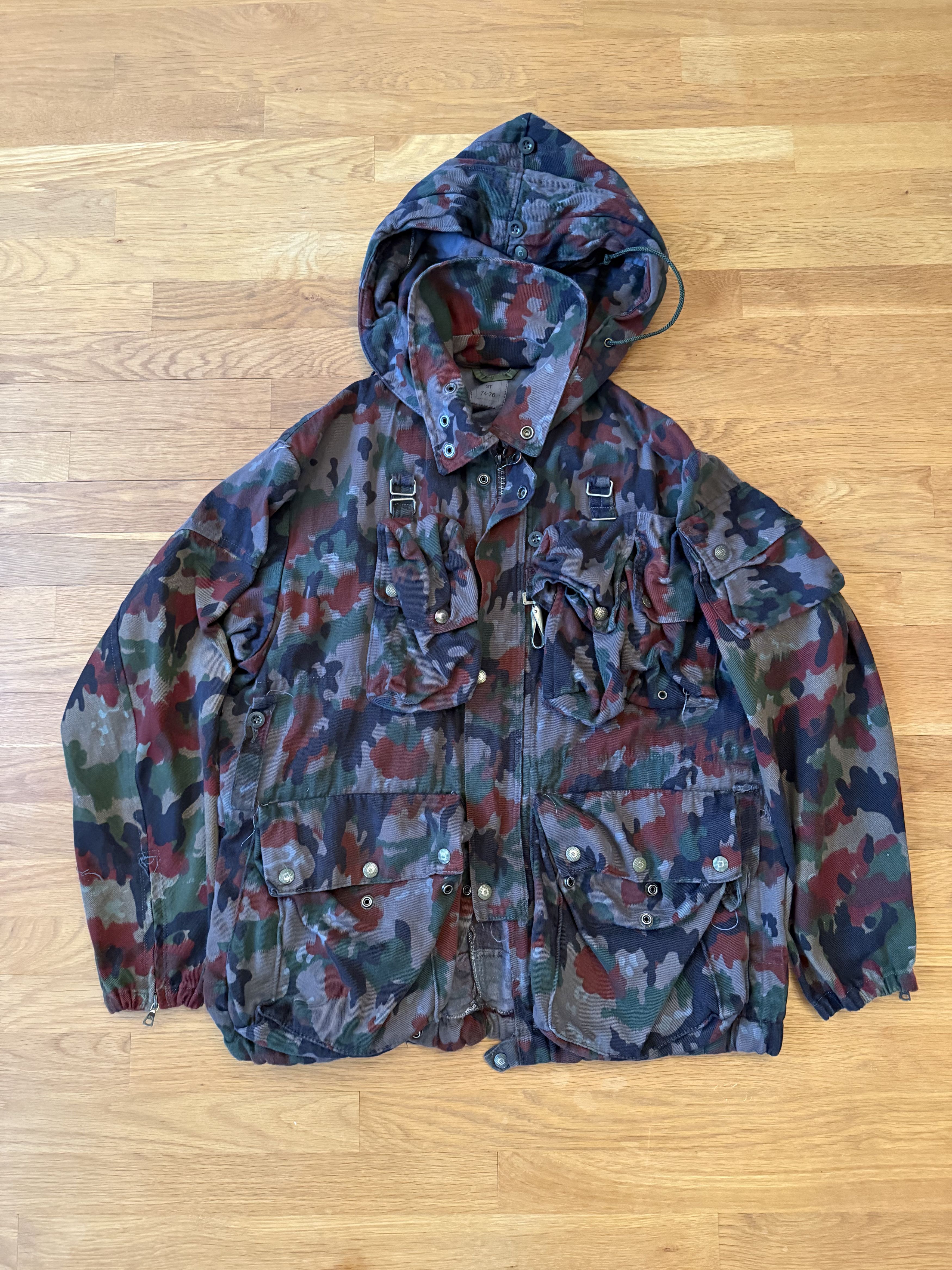 Vintage Vintage Swiss Army M61/70 Field Jacket Alpenflage Size US L / EU 52-54 / 3 - 1 Thumbnail