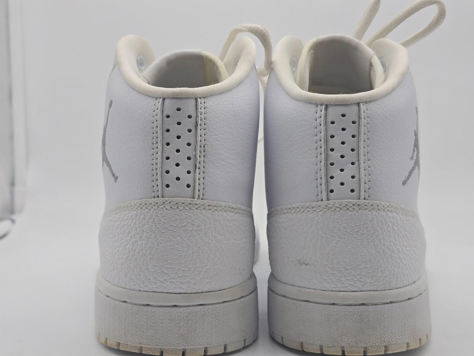 Nike Nike Mens Jordan Executive 820240-100 White Size 9.5 Size US 9.5 / EU 42-43 - 4 Thumbnail