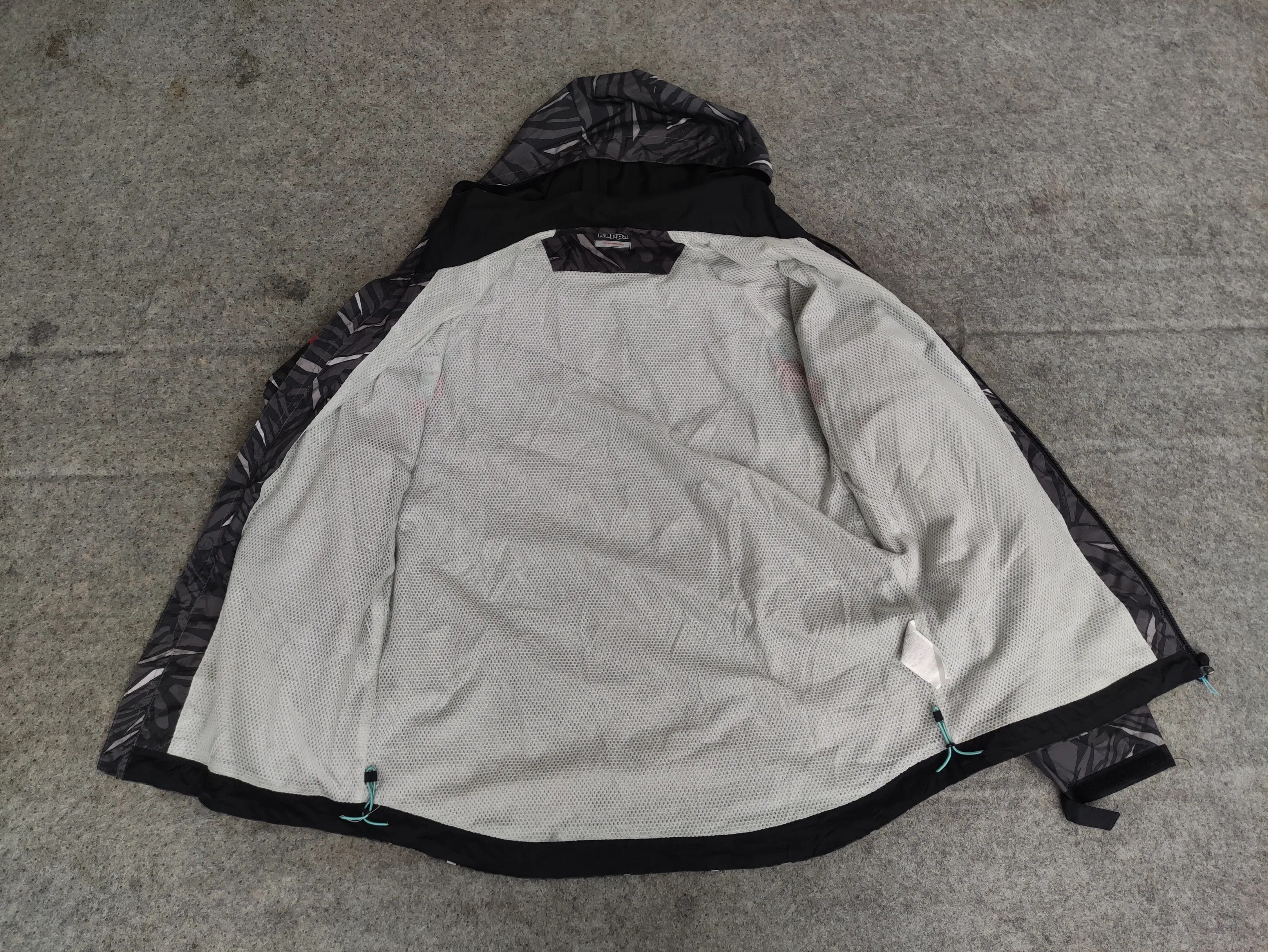 Japanese Brand Kappa x GaraLibero Graphic Windbreaker Jacket Size XL Size US XL / EU 56 / 4 - 9 Thumbnail