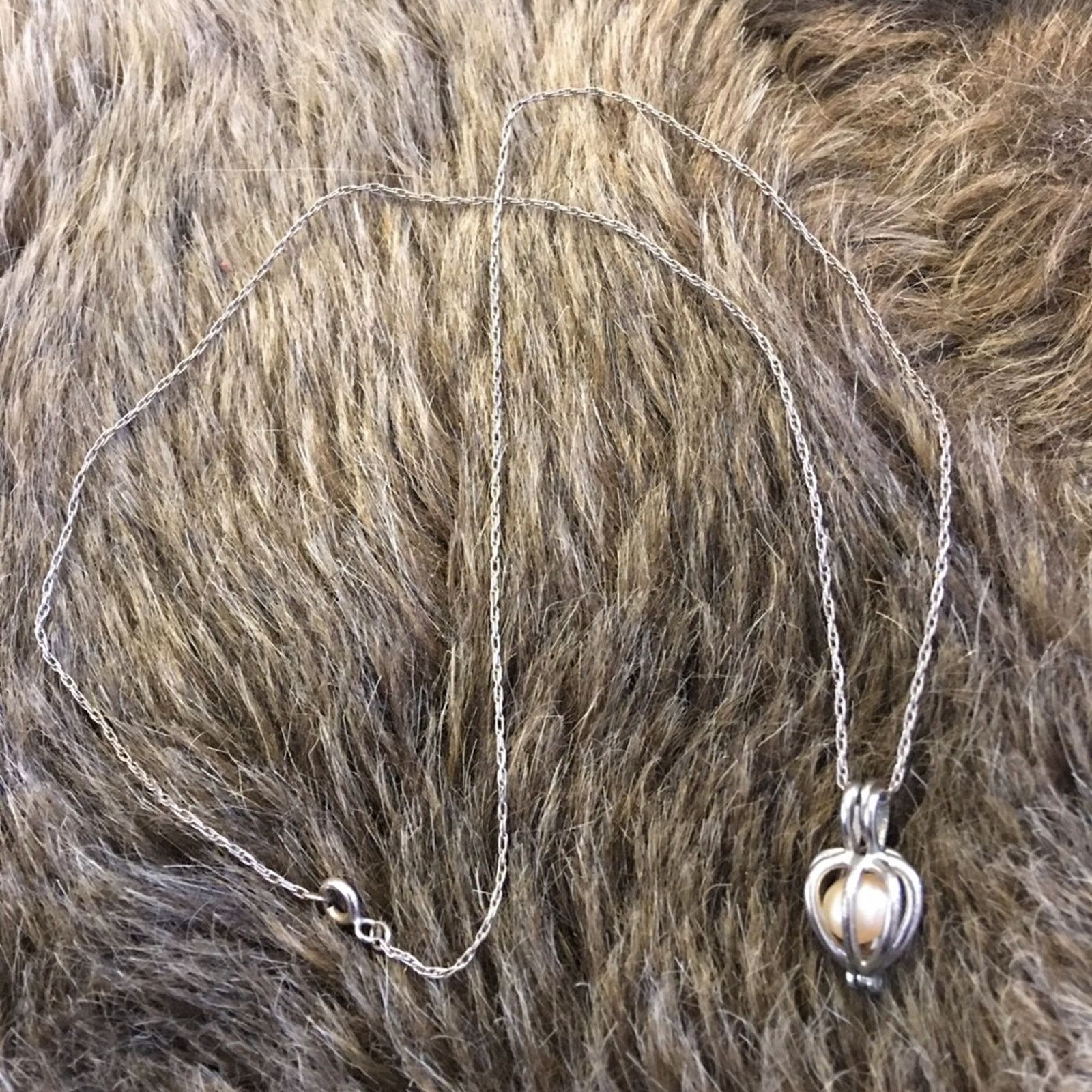 Vintage Vintage silver plated cage pendant & pearl w/chain Size ONE SIZE - 7 Thumbnail