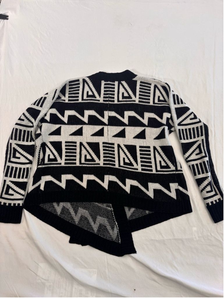 Forever 21 Women's Forever 21 Cardigan Size L Black White Patterned Size L / US 10 / IT 46 - 13 Thumbnail
