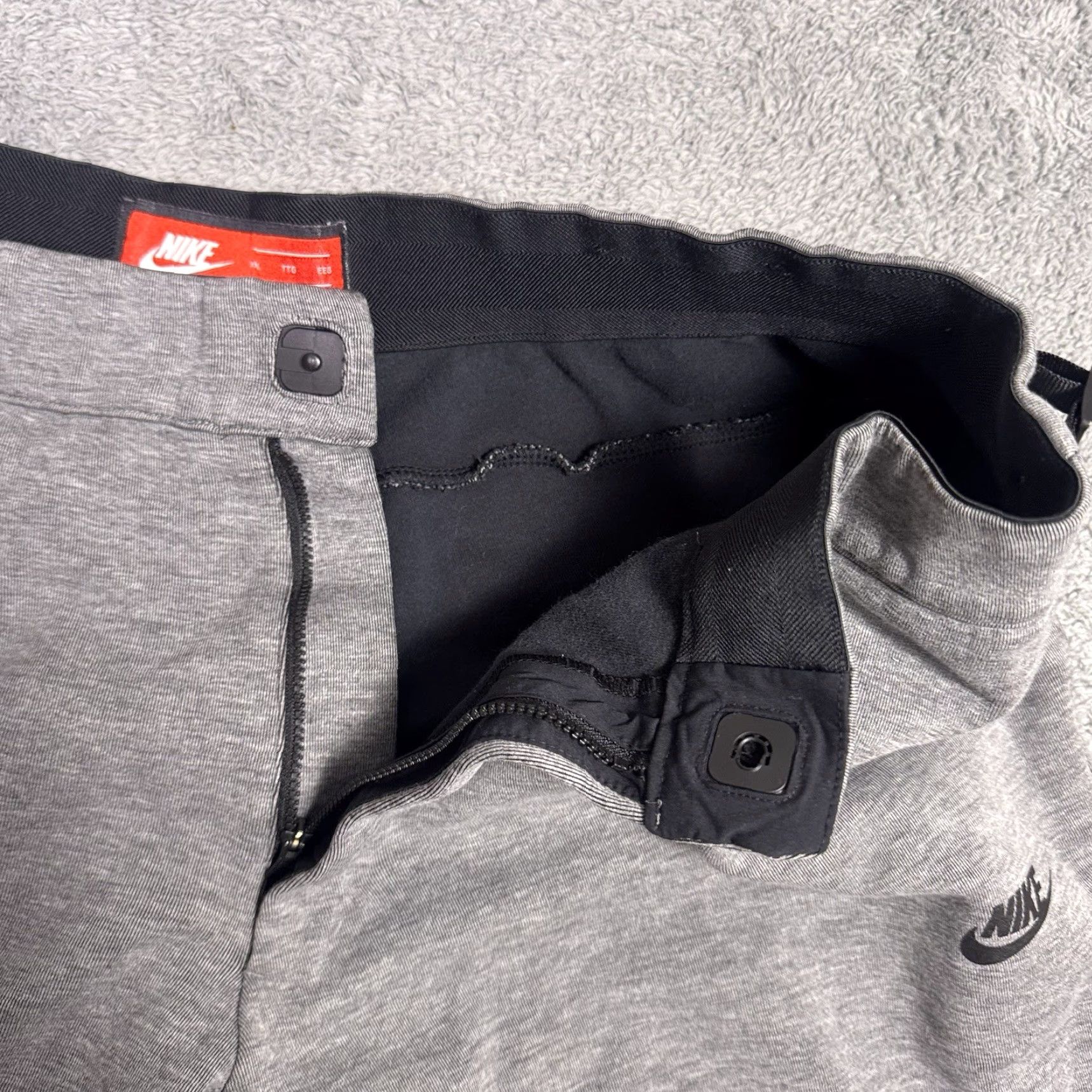 Nike Nike Tech Fleece Pants Mens 2XL Jogger Sweatpants Slim Tapered 832120 Heather Gray Size US 39 - 5 Thumbnail