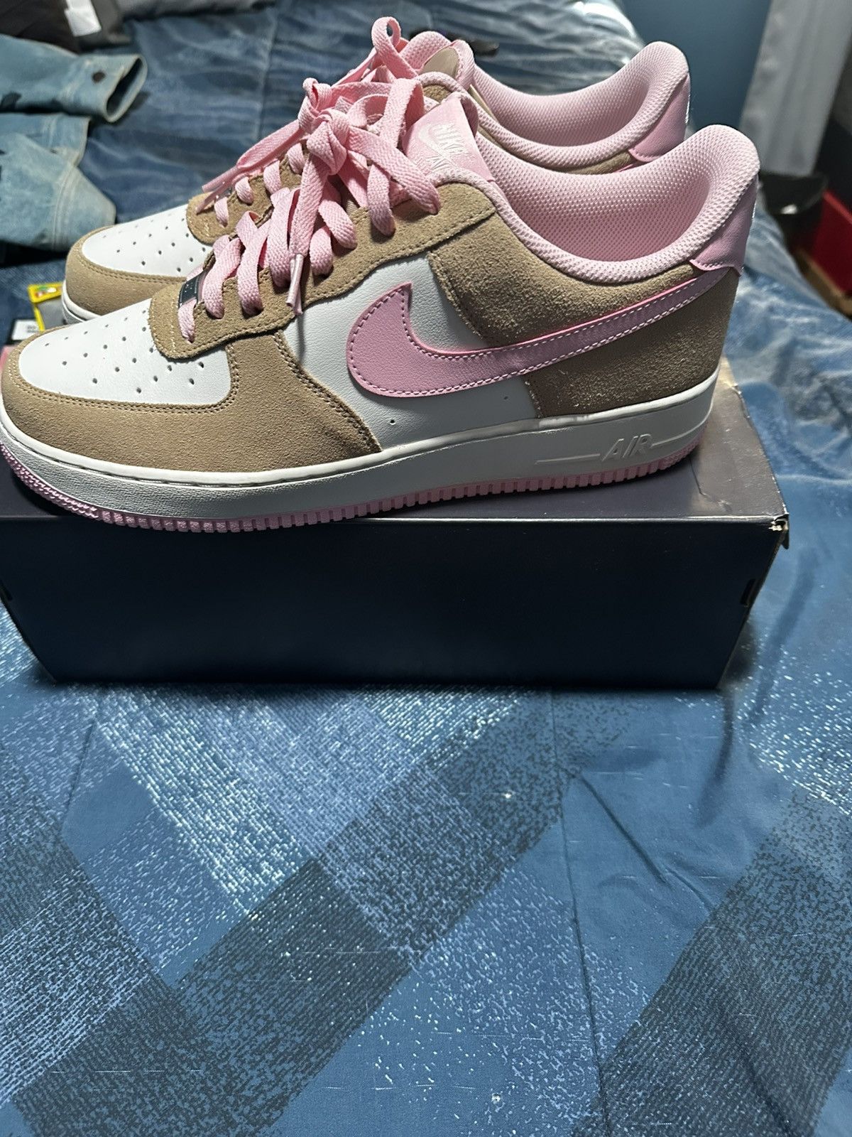 Nike NIKE AIR FORCE 1 PINK & TAN Size US 12.5 / EU 45-46 - 1 Thumbnail