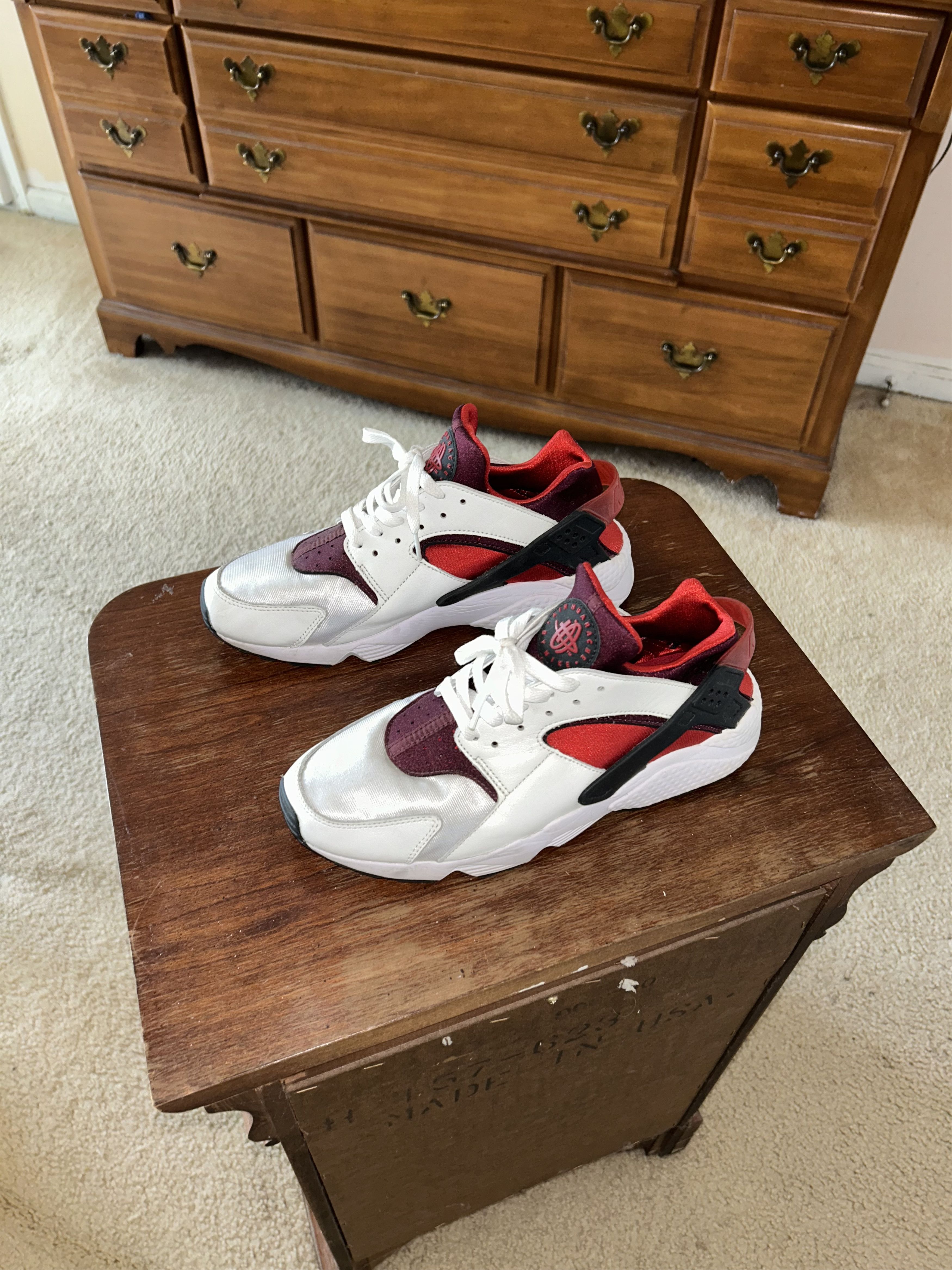Nike Nike Air Huarache "Red Oxide" Size US 10.5 / EU 43-44 - 1 Thumbnail