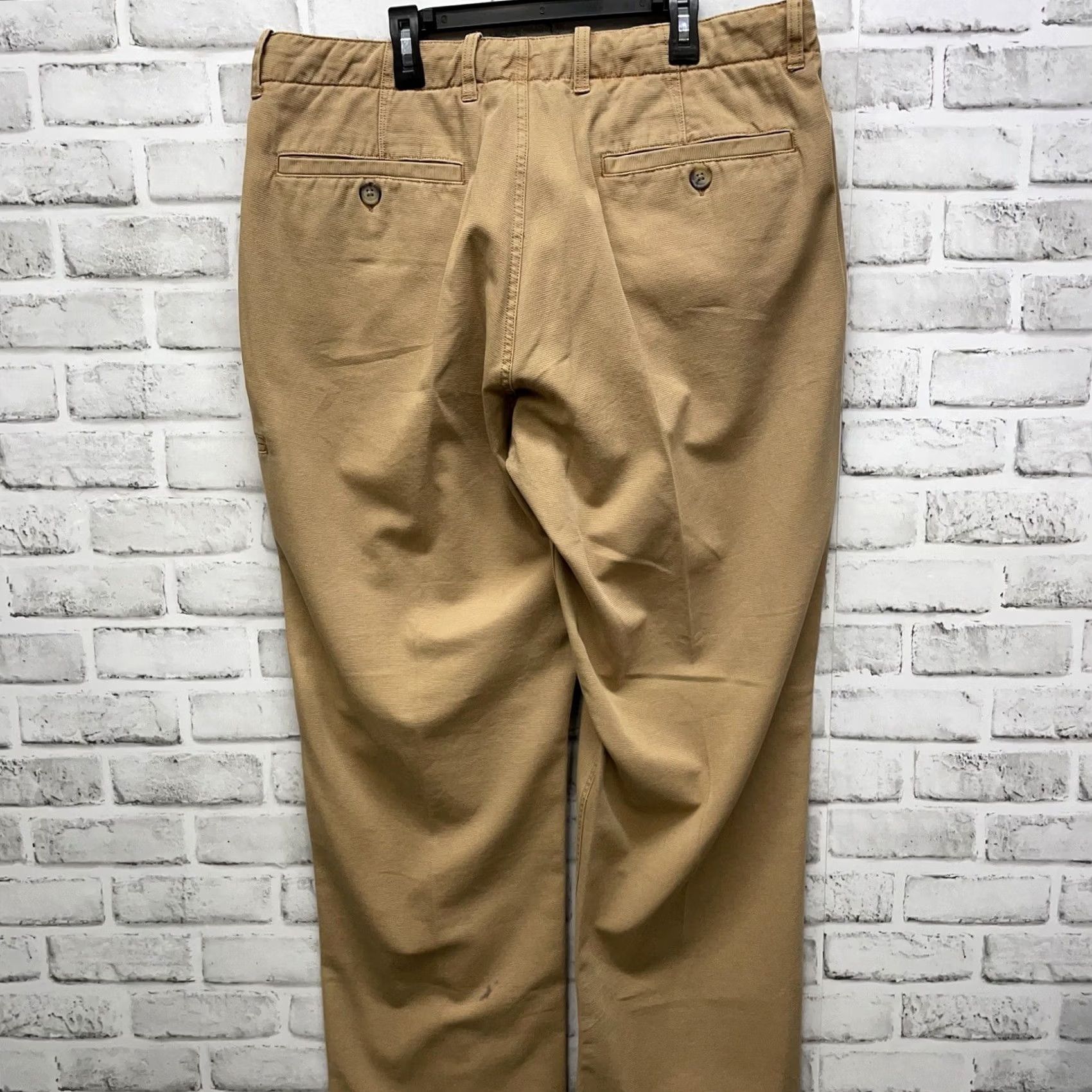 Carbon2Cobalt Carbon 2 Cobalt Shorts Mens 35 Beige cotton tan cargo Size Size US 35 - 5 Thumbnail