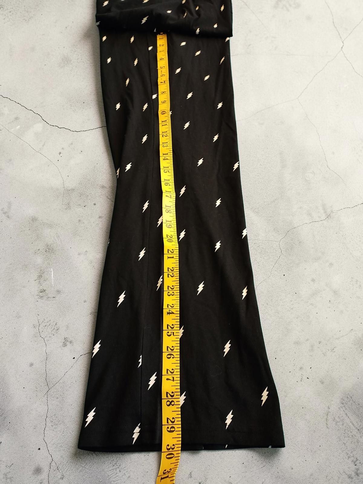 Jennifer Lopez Jenni Intimates Black Lightning Bolt Patterned Leggings Size 26" / US 2 / IT 38 - 5 Thumbnail