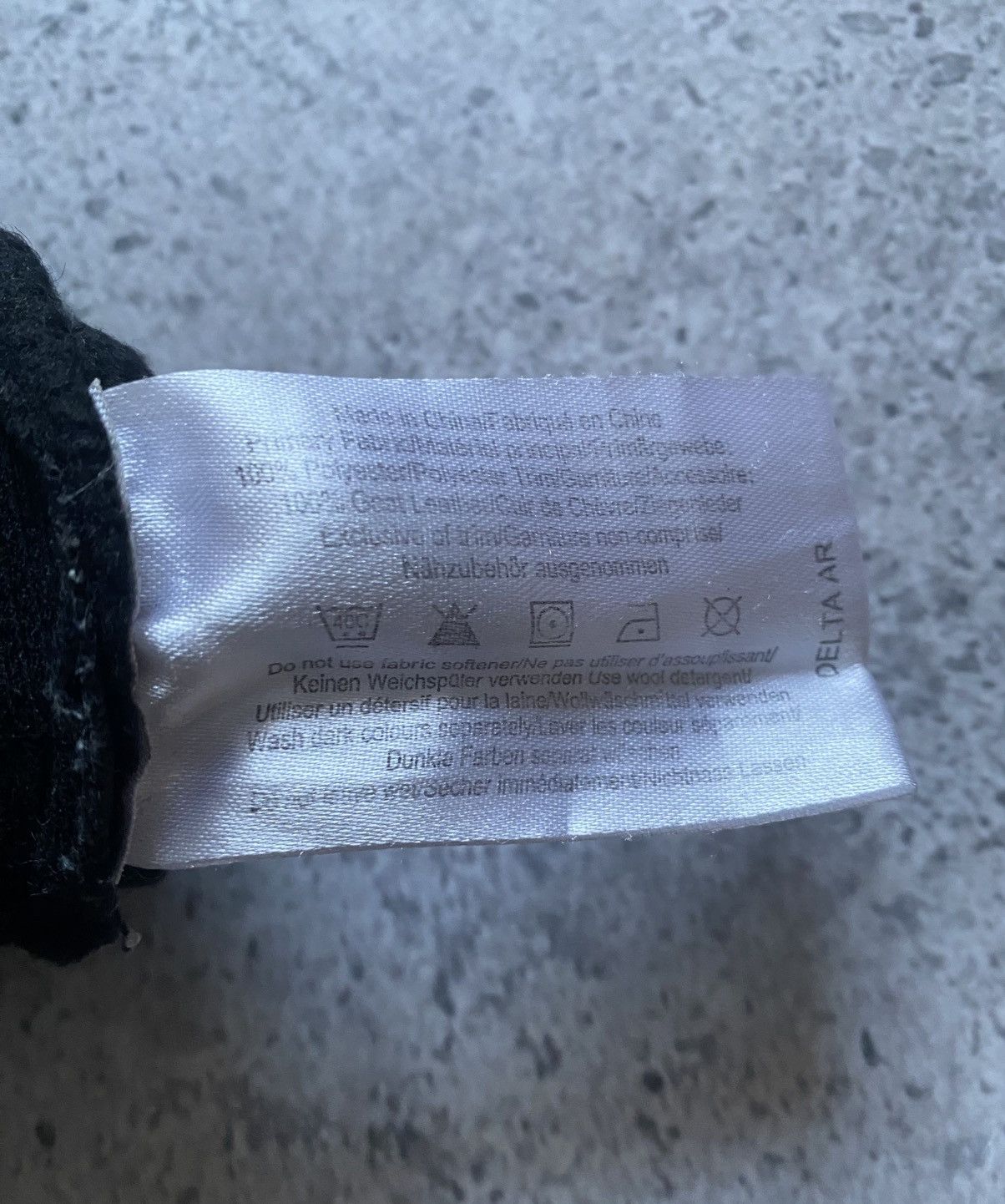 Arc'teryx Arc'teryx Fleece Gloves Women’s Size L Outdoor Gorpcore Size ONE SIZE - 7 Thumbnail