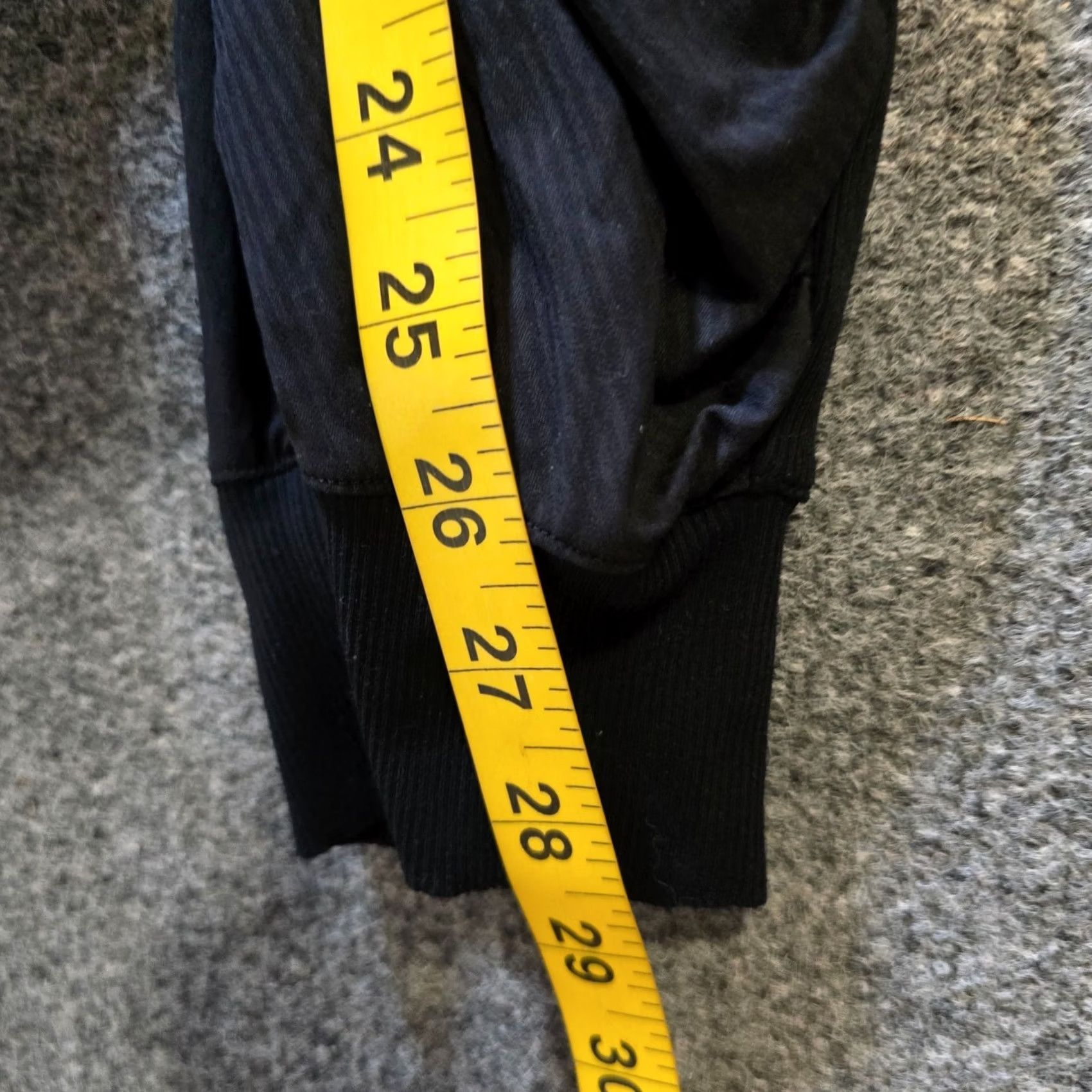 Lululemon Lululemon Pants Womens Size 8 Black Beyond The Studio Jogger Athletic Pull On Women Tapered Inseam 28 Size 30" / US 8 / IT 44 - 6 Thumbnail