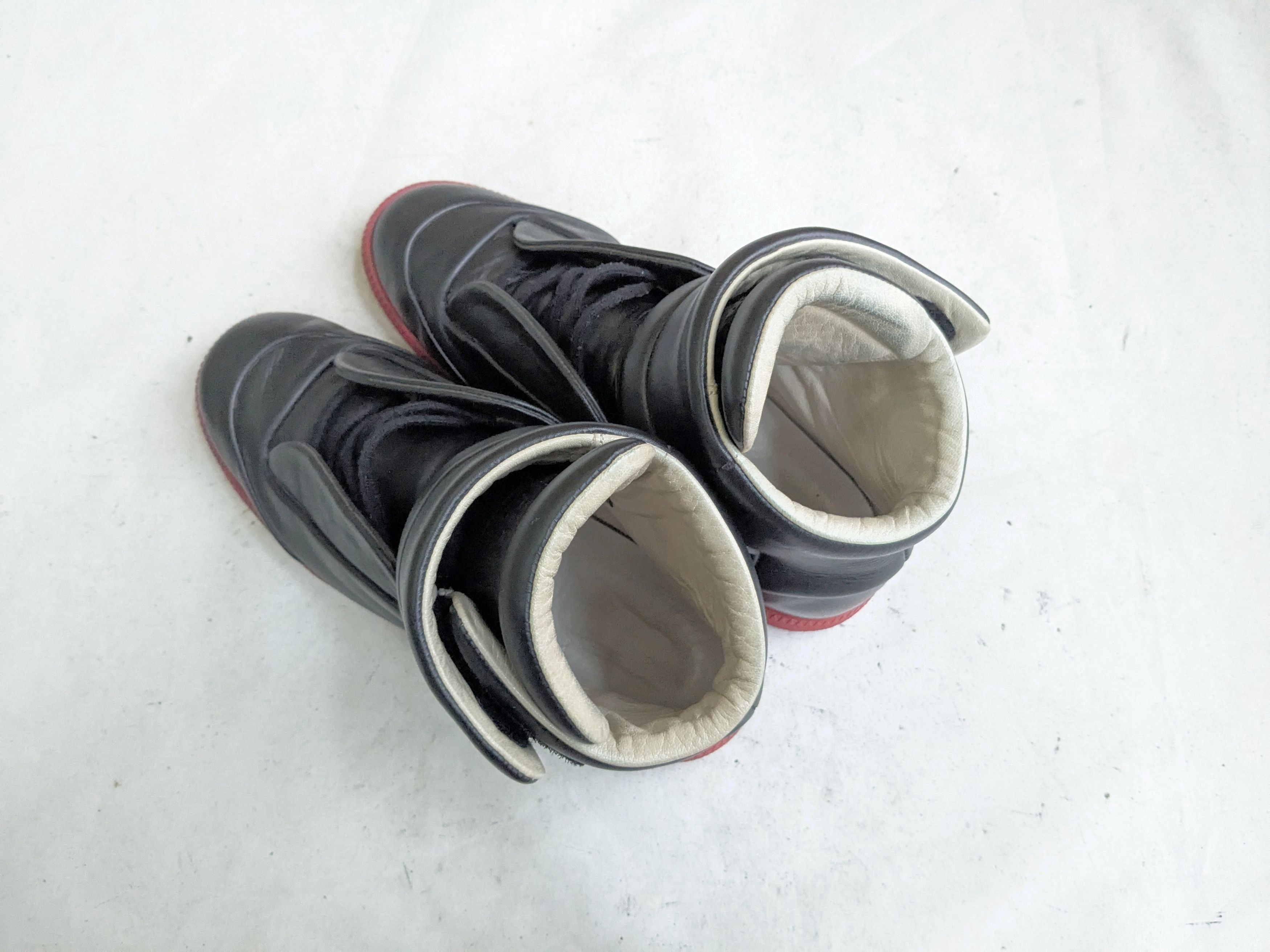 Maison Margiela Maison Margiela Future Black Red 7 40 High Tops Leather Size US 7 / EU 40 - 15 Thumbnail