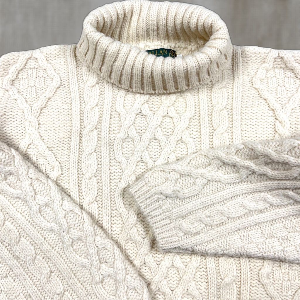 Vintage Vintage Callan Country Cream Cable Knit Women's Medium Pullover Sweater User: Vintage Callan Country Cream Cable Knit Women's Medium Pullover Sweater Size M / US 6-8 / IT 42-44 - 1 Thumbnail