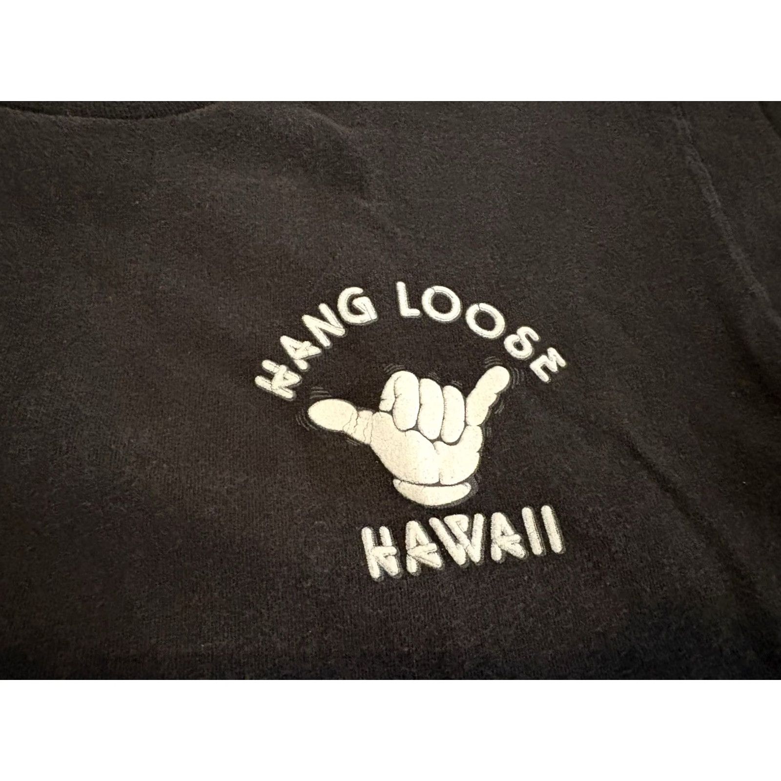 Fruit Of The Loom VINTAGE Hang Loose Hawaii Black Shirt L Mens Crew Neck Short Sleeve 100% Cotton Fruit of the Loom T-Shirt USA Made 1984 Size US L / EU 52-54 / 3 - 4 Thumbnail