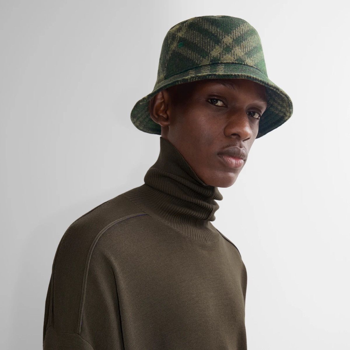 Burberry Burberry Wool Check Bucket Hat 600$ Size ONE SIZE - 2 Thumbnail