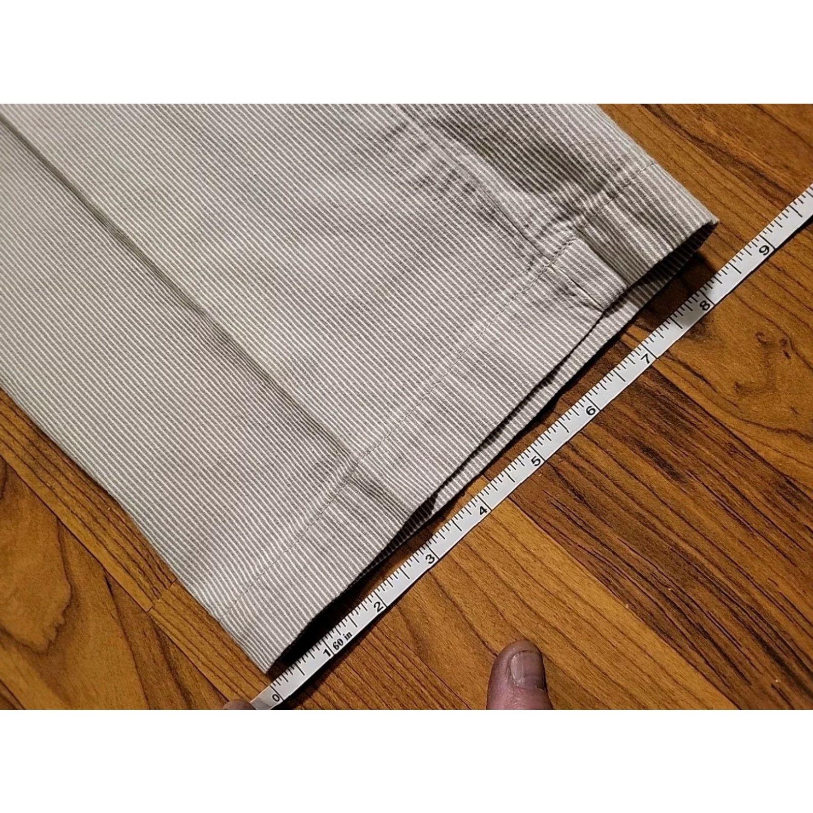 Dockers DOCKERS Pants Flat Front Classic Fit Cotton 42 X 32 Beige Men Pants 42 Inseam 32 Flat Front Chino Casual Size US 42 / EU 58 - 2 Thumbnail