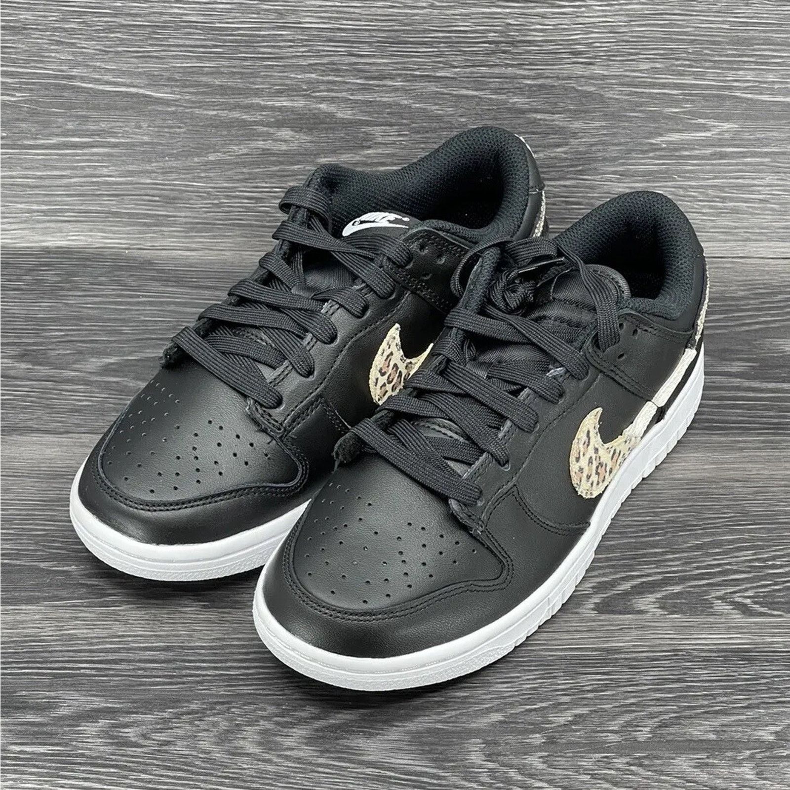 Nike WMNS Nike Dunk Low "Primal Black" | Size 7W [new] DD7099-001 Size US 7 / IT 37 - 1 Thumbnail