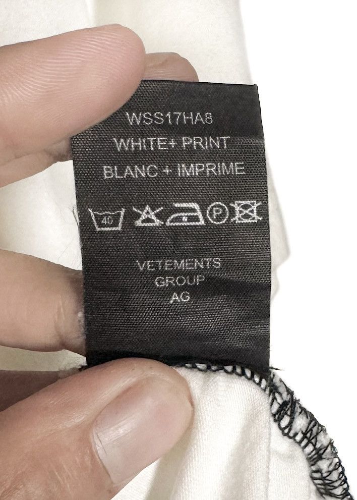 Hanes × Vetements Vêtements X Hanes 2017 Staff Ivory Oversized T-shirt Size US XS / EU 42 / 0 - 10 Thumbnail