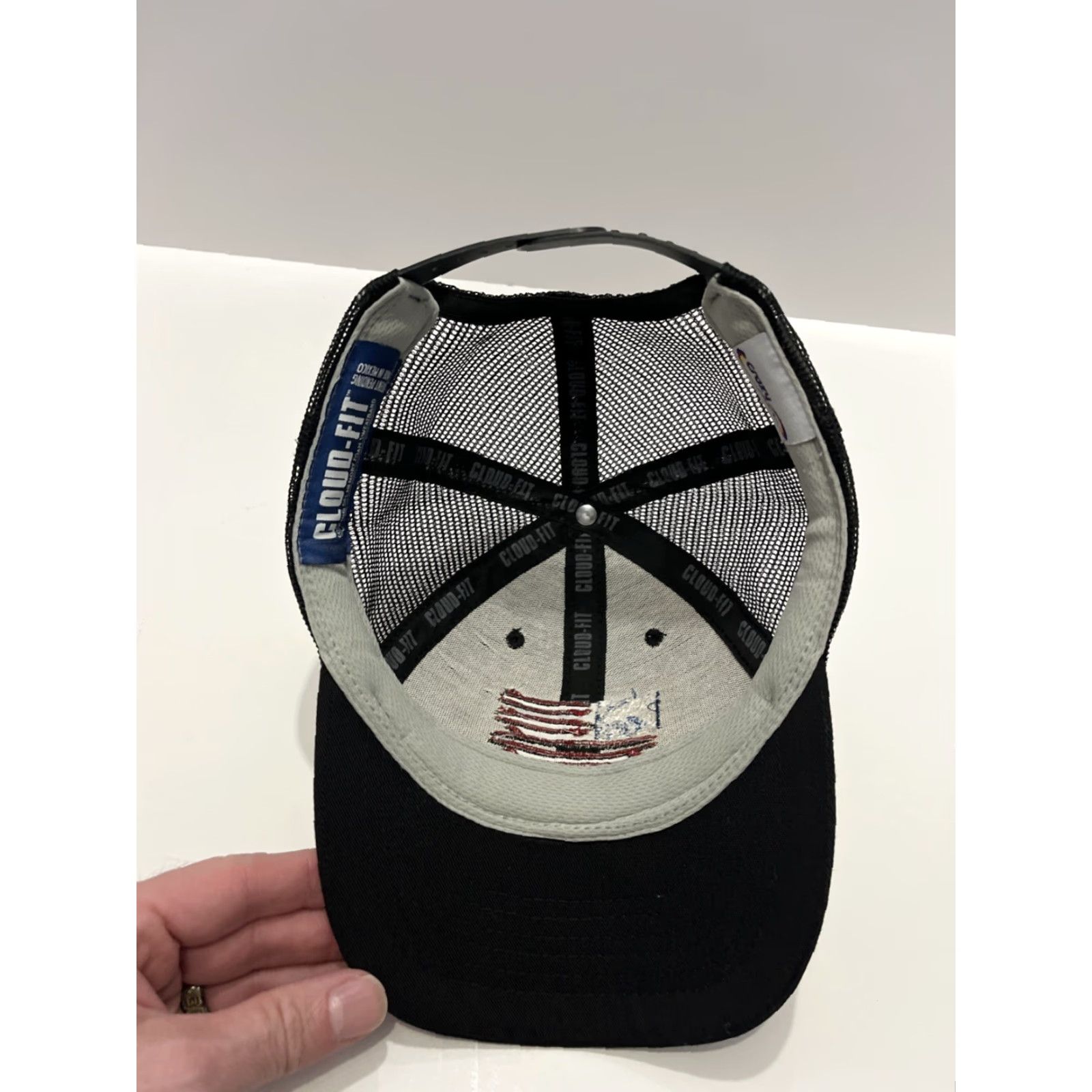 Vintage Crazy Shirts Surf United Hawaii Black Trucker Hat Cap Snapback Mens Adjustable Cap | Solid Pattern | Cotton Polyester | Men Size US M / EU 48-50 / 2 - 5 Thumbnail