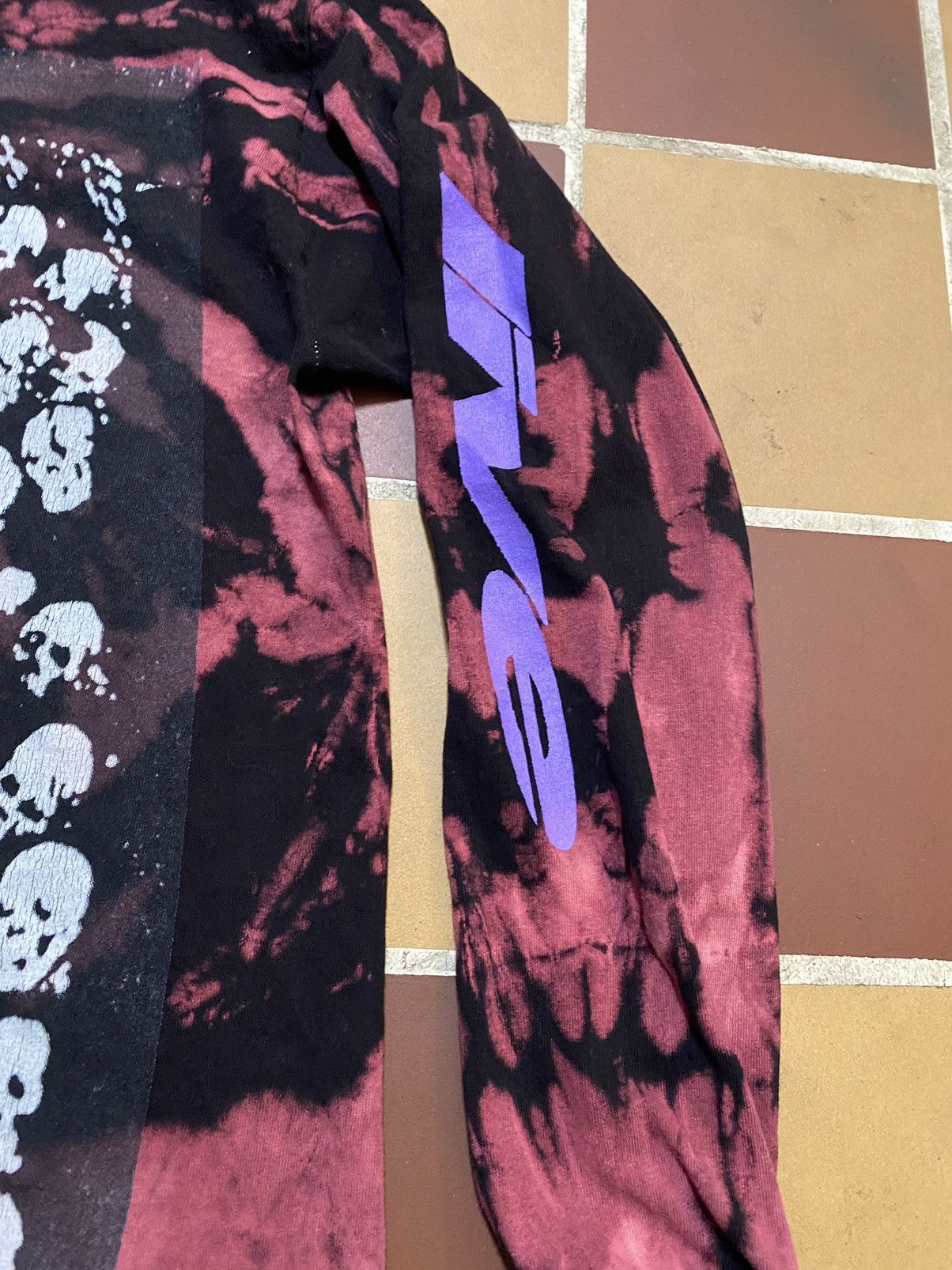 Band Tees Post Malone 2019 Hollywood’s Bleeding Live Tie-dye shirt Size US M / EU 48-50 / 2 - 4 Thumbnail