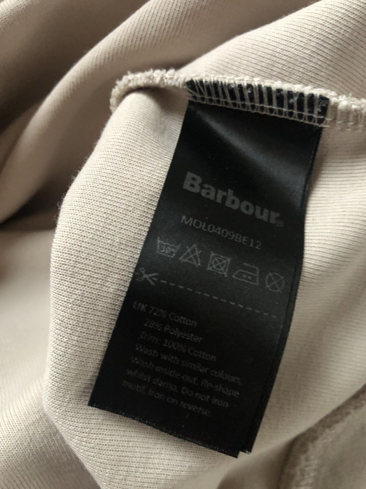 Barbour Barbour international hoodie men Size L 1/4 zip beige hoodes Size US L / EU 52-54 / 3 - 7 Thumbnail