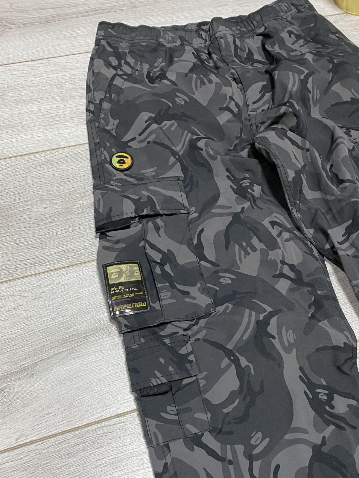 Bape Aape Bape 🦧 cargo multipocket camo big logo pants eb0 Size US 34 / EU 50 - 3 Thumbnail