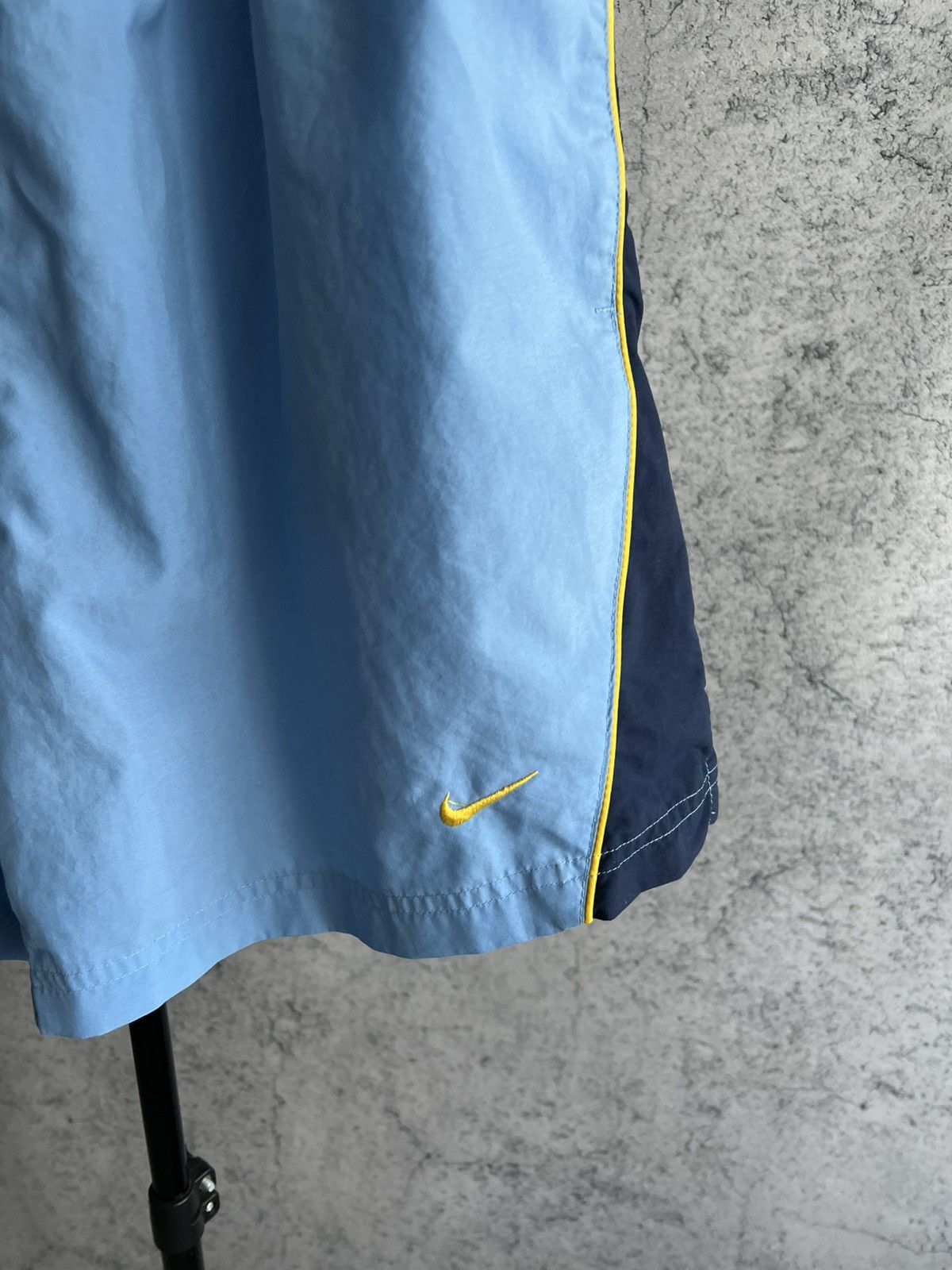 Nike Vintage Nike Nylon Shorts 2000s Mini Swoosh Blue Sportswear Size US 34 / EU 50 - 2 Thumbnail