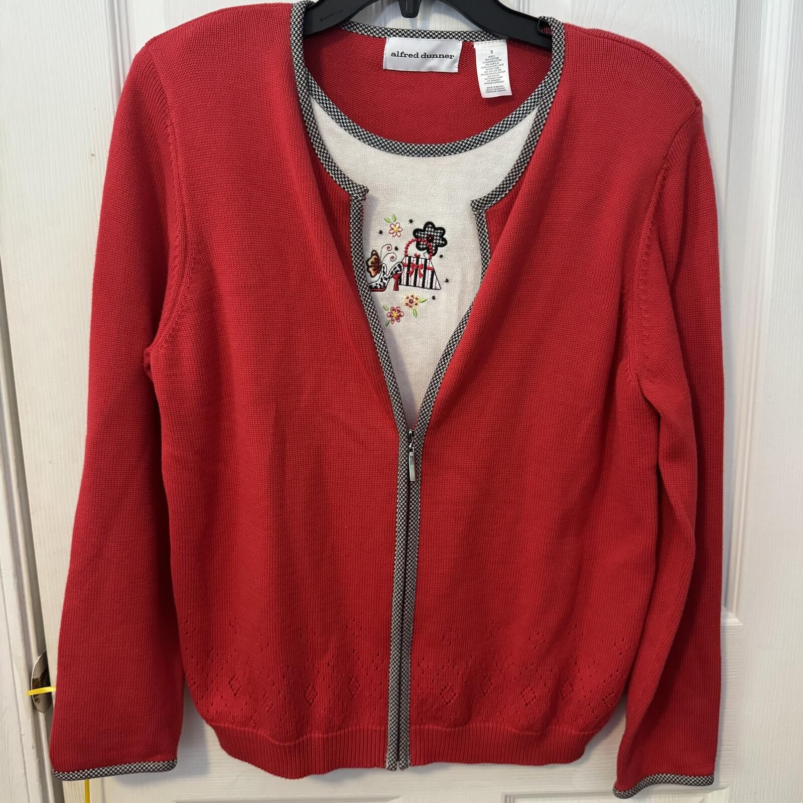 Other Alfred Dunner Red Zip-Up Cardigan Sweater with Embroidered L Size S / US 4 / IT 40 - 1 Thumbnail