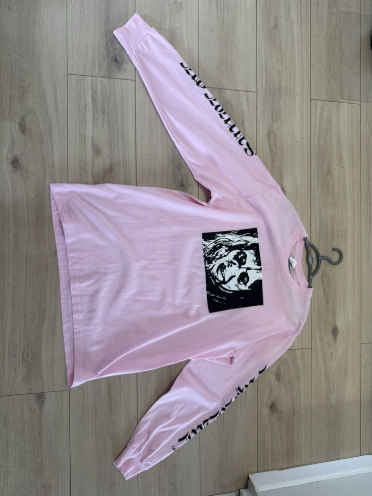 Supreme Supreme The Exorcist Mother L/S Tee Pink Size L DSWT Size US L / EU 52-54 / 3 - 4 Thumbnail