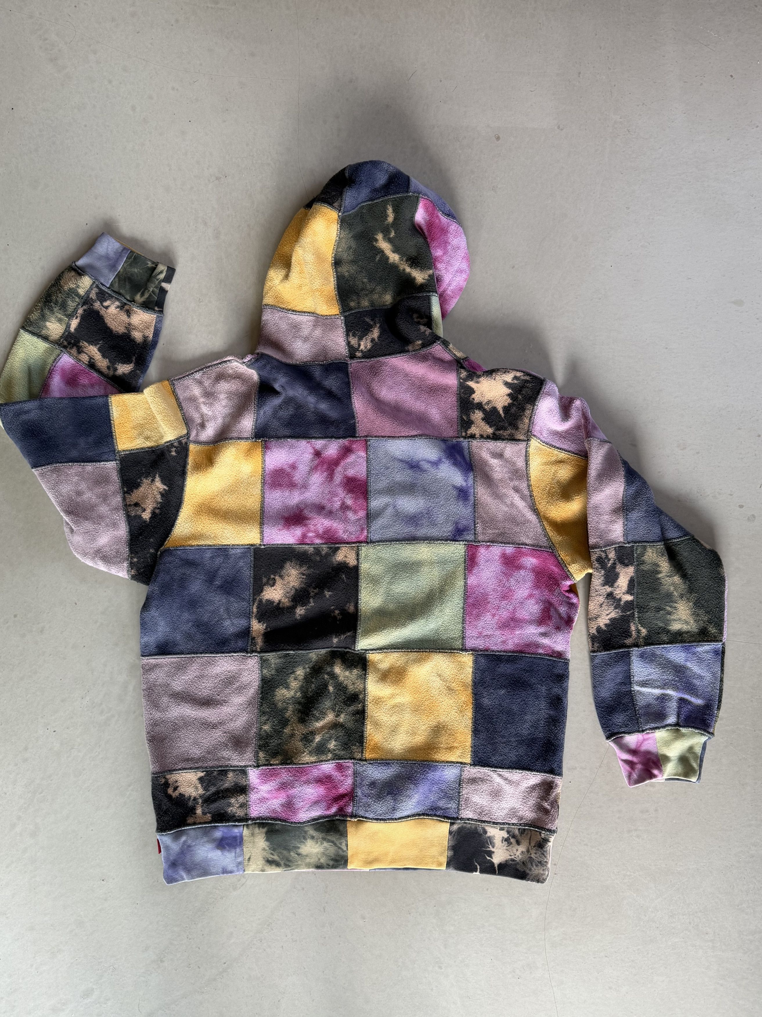 Supreme Supreme Tie Dye Patchwork Hoodie SS19 Size US L / EU 52-54 / 3 - 4 Thumbnail