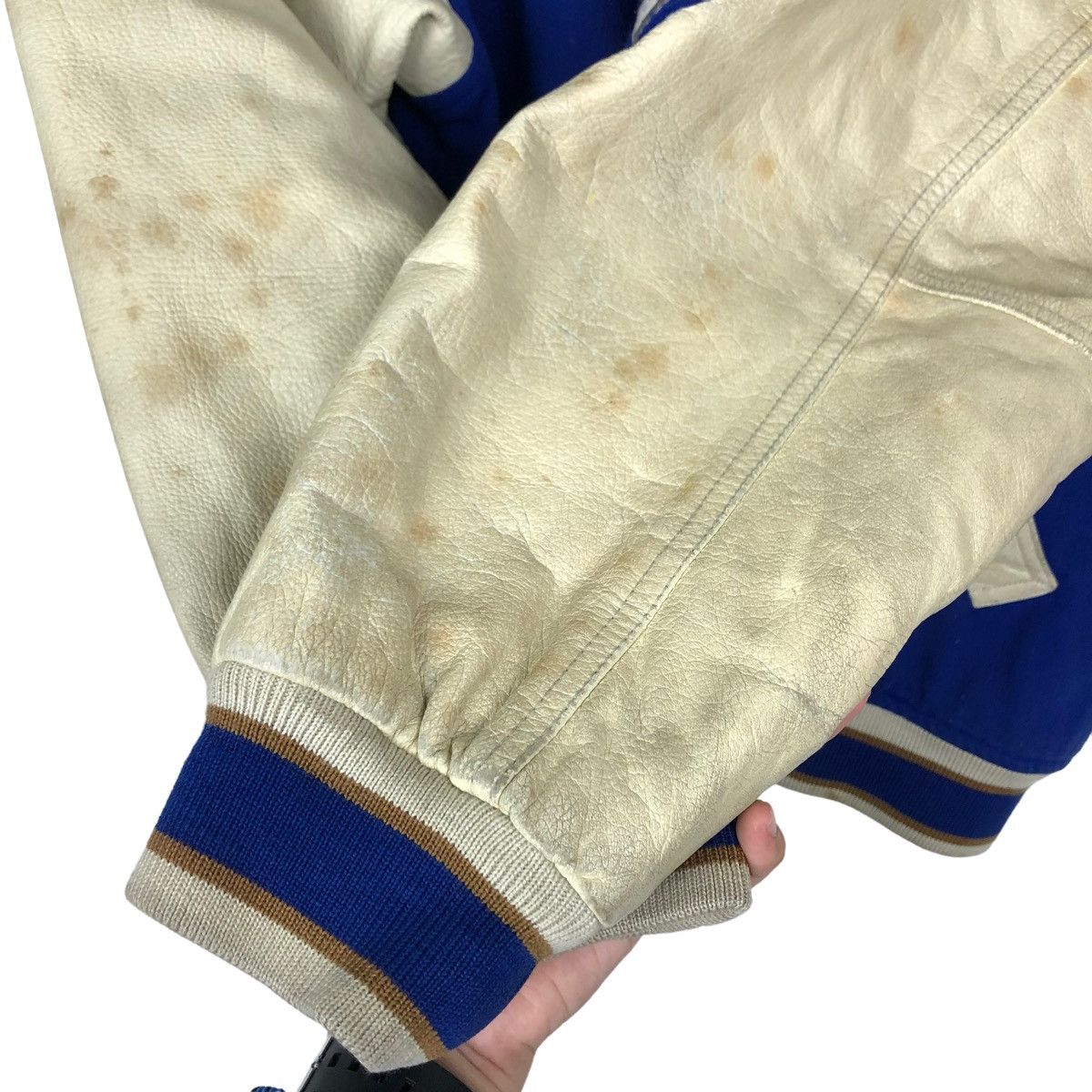 Guess 📌ACCEPT BINDING OFFER📌VINTAGE GUESS LEATHER VARSITY JACKET Size US L / EU 52-54 / 3 - 12 Thumbnail