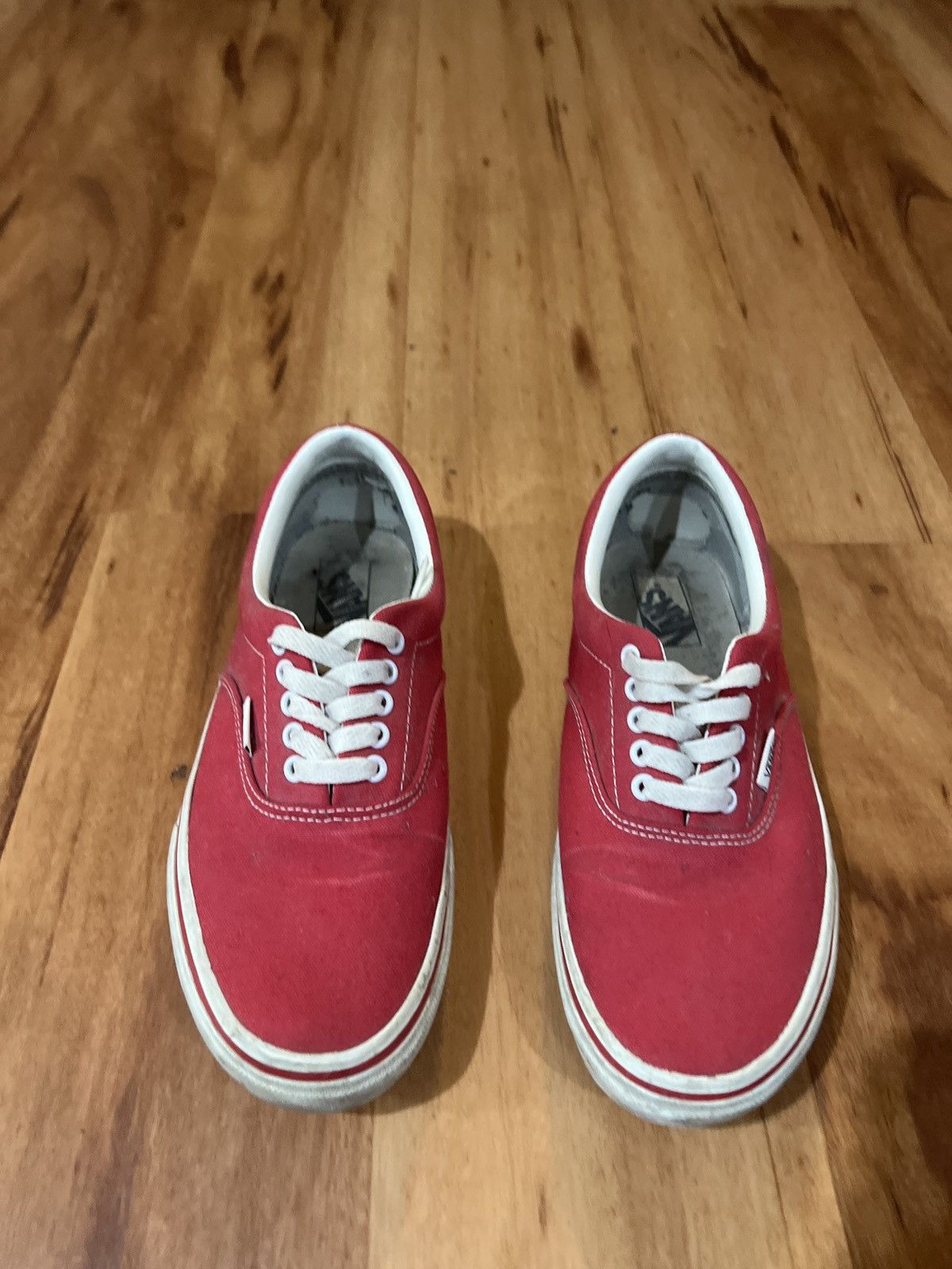 Vans Vans - Red Classic Sz 8.5 Size US 8.5 / EU 41-42 - 3 Thumbnail