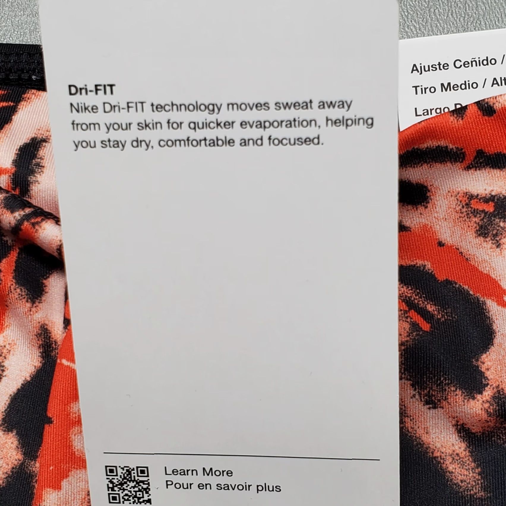 Nike Nike One Luxe Resort Mid Rise 7/8 Leggings Women's Size S Colorful Print DQ3593 Size 28" / US 6 / IT 42 - 3 Thumbnail